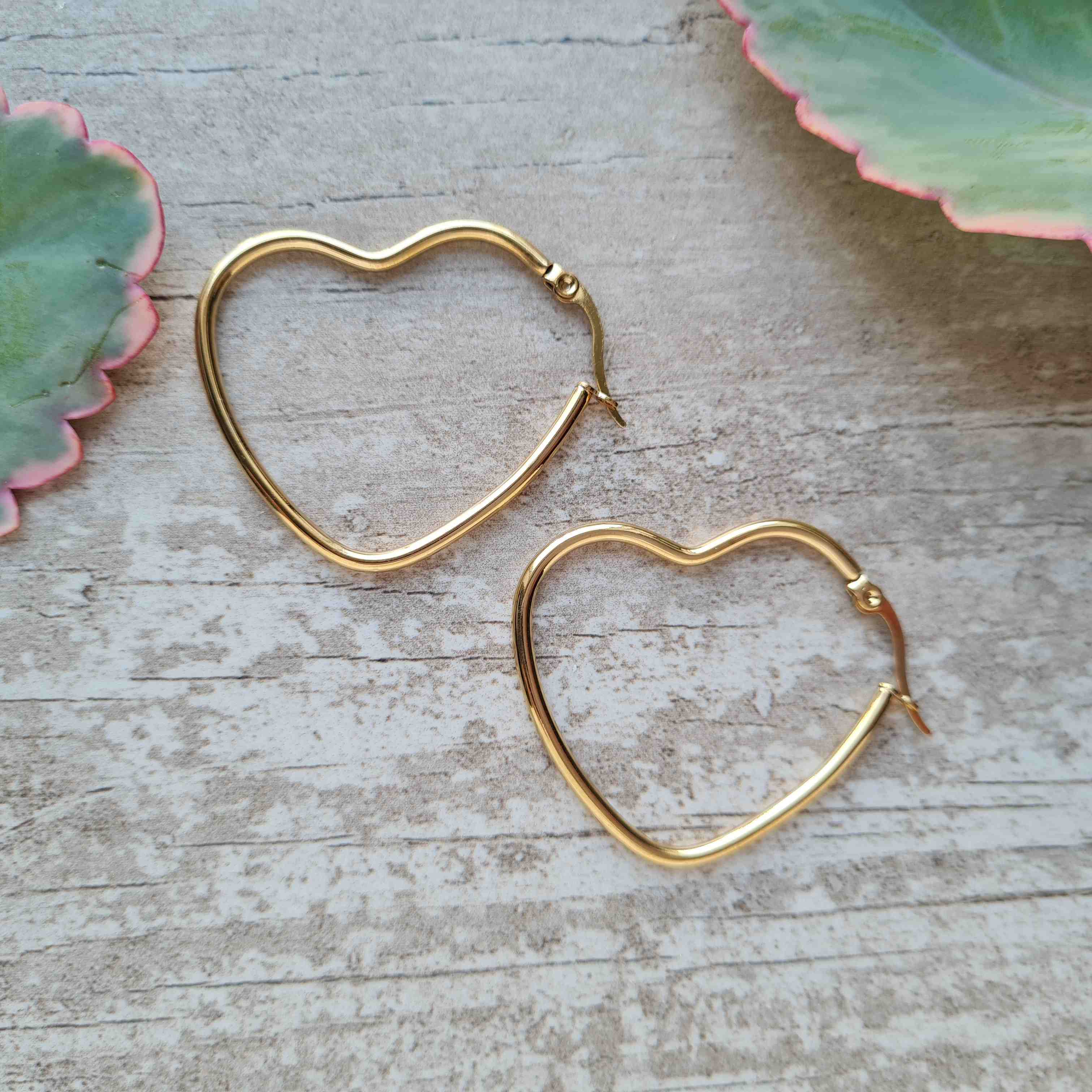 Imagen de producto ARGOLLA ACERO DORADO CORAZON