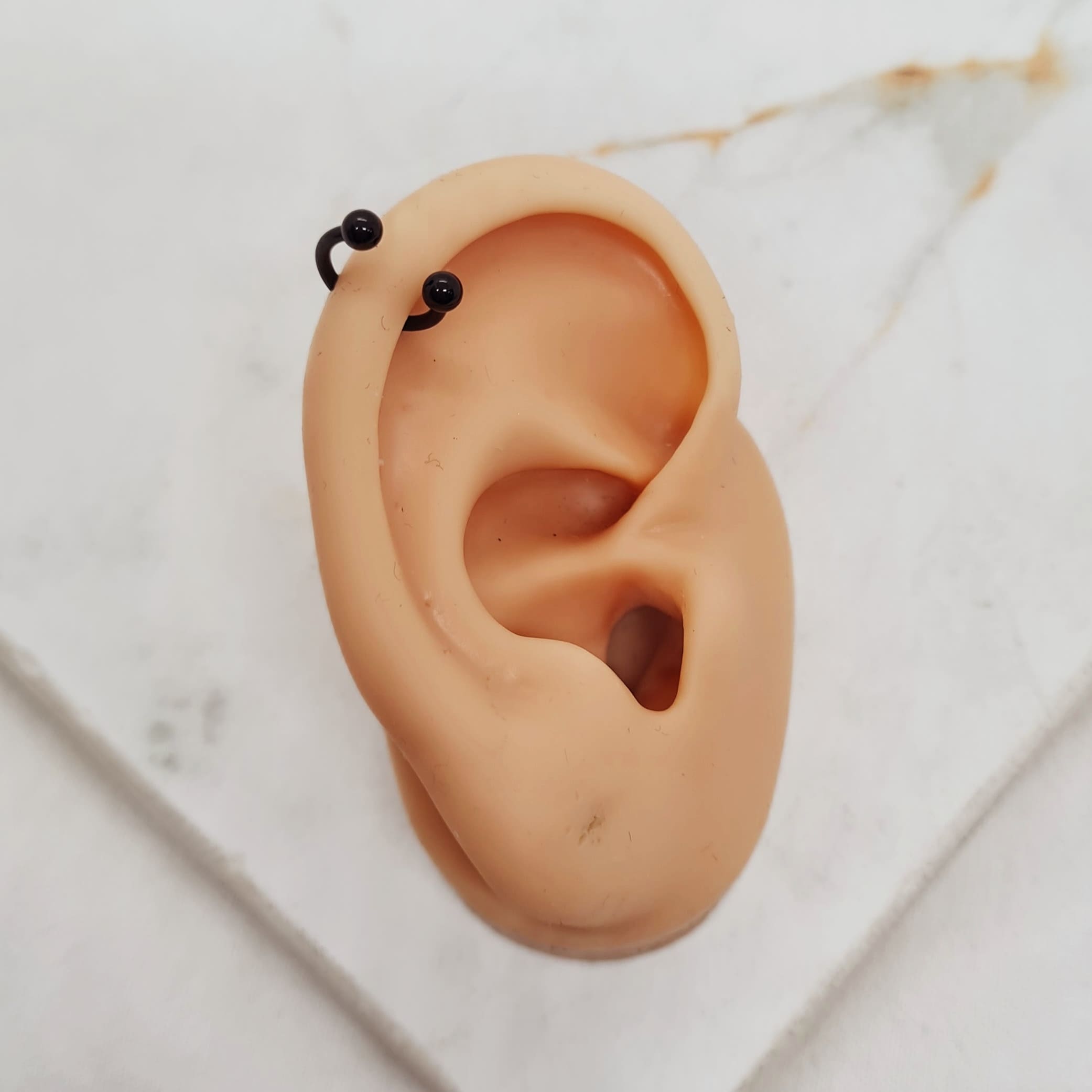 Imagen de producto PIERCING SEPTUM NEGRO
