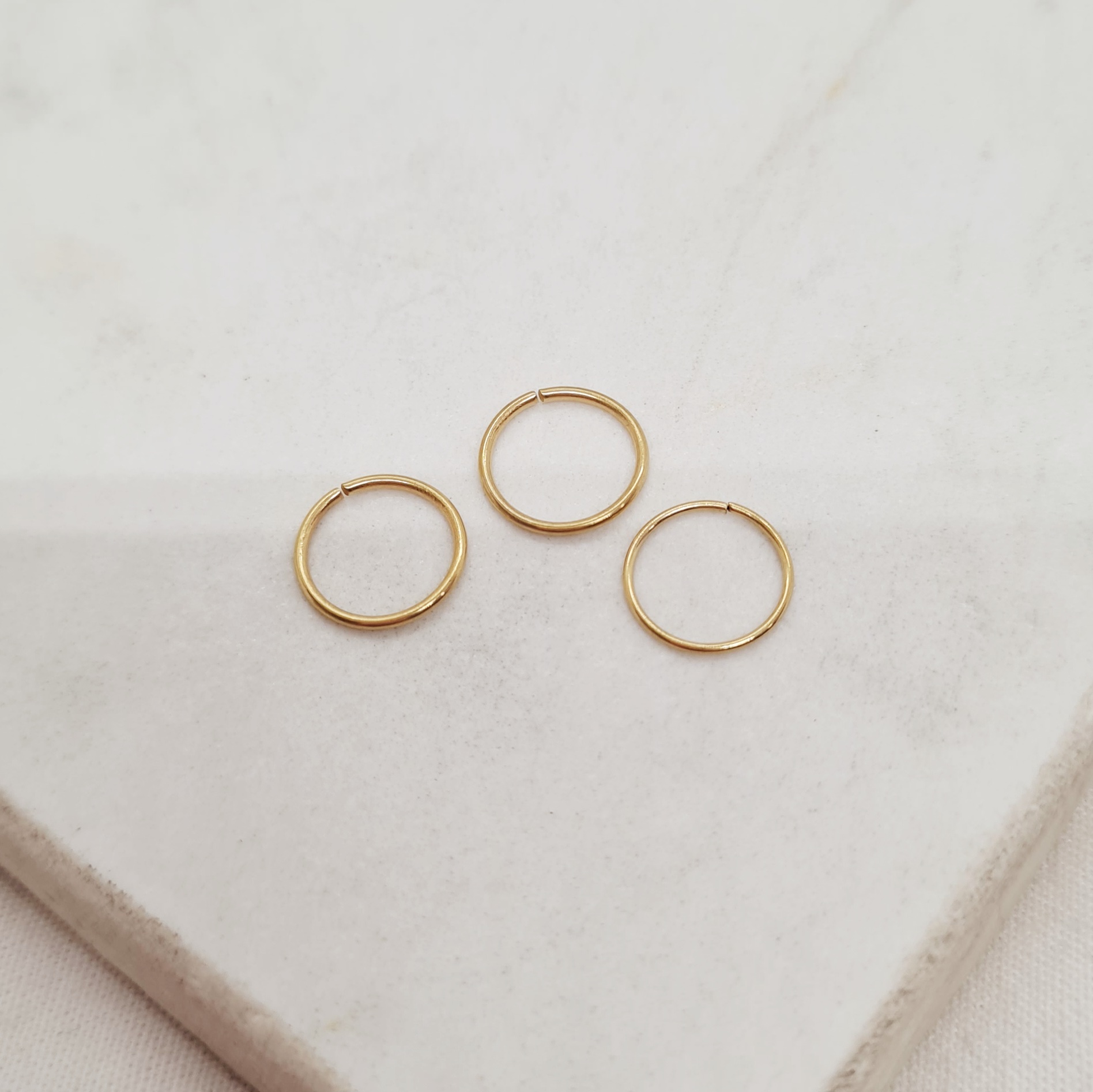 Imagen de producto PIERCING SIN FIN DORADO - PACK X3 UNIDADES