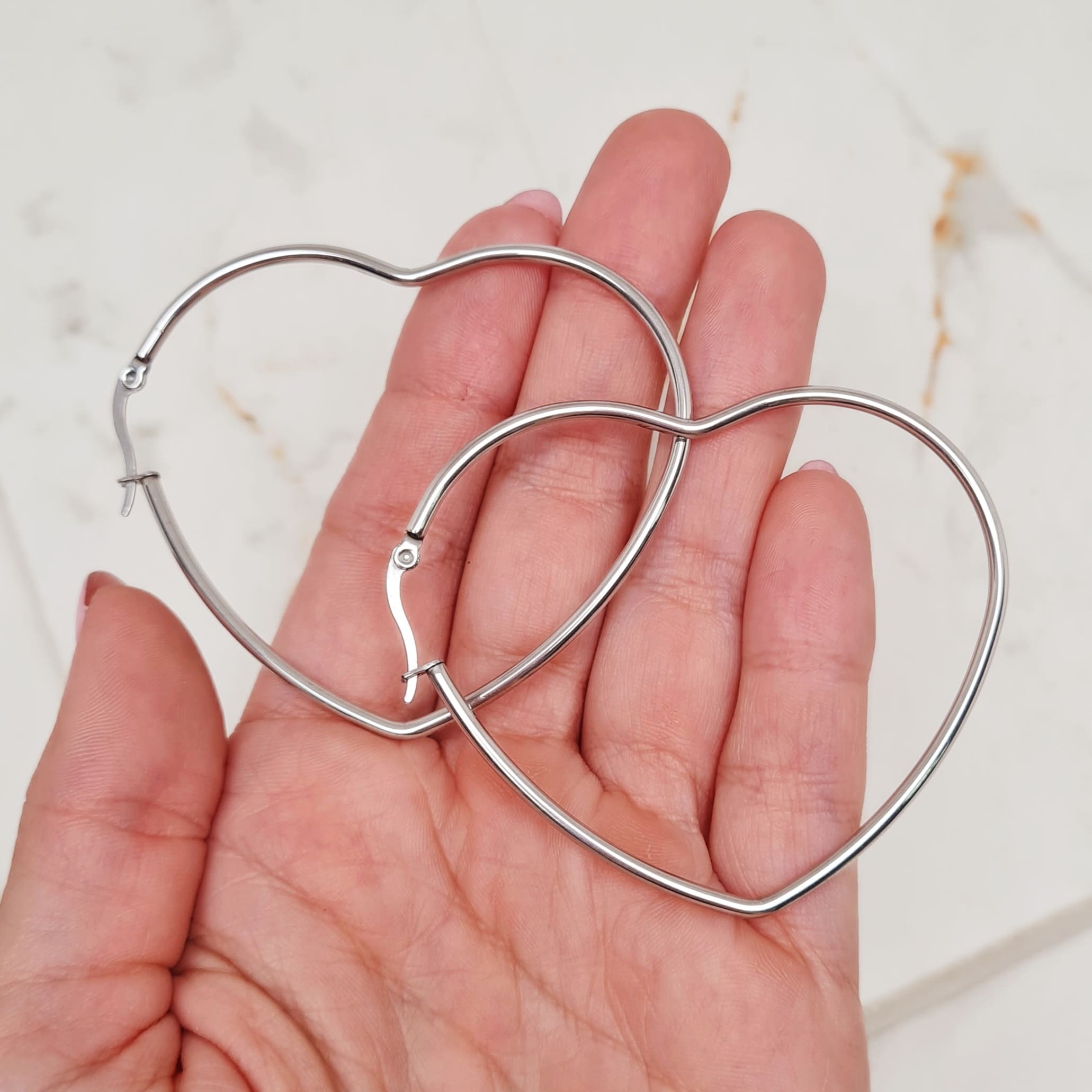 Imagen de producto ARGOLLAS CORAZONES GRANDES