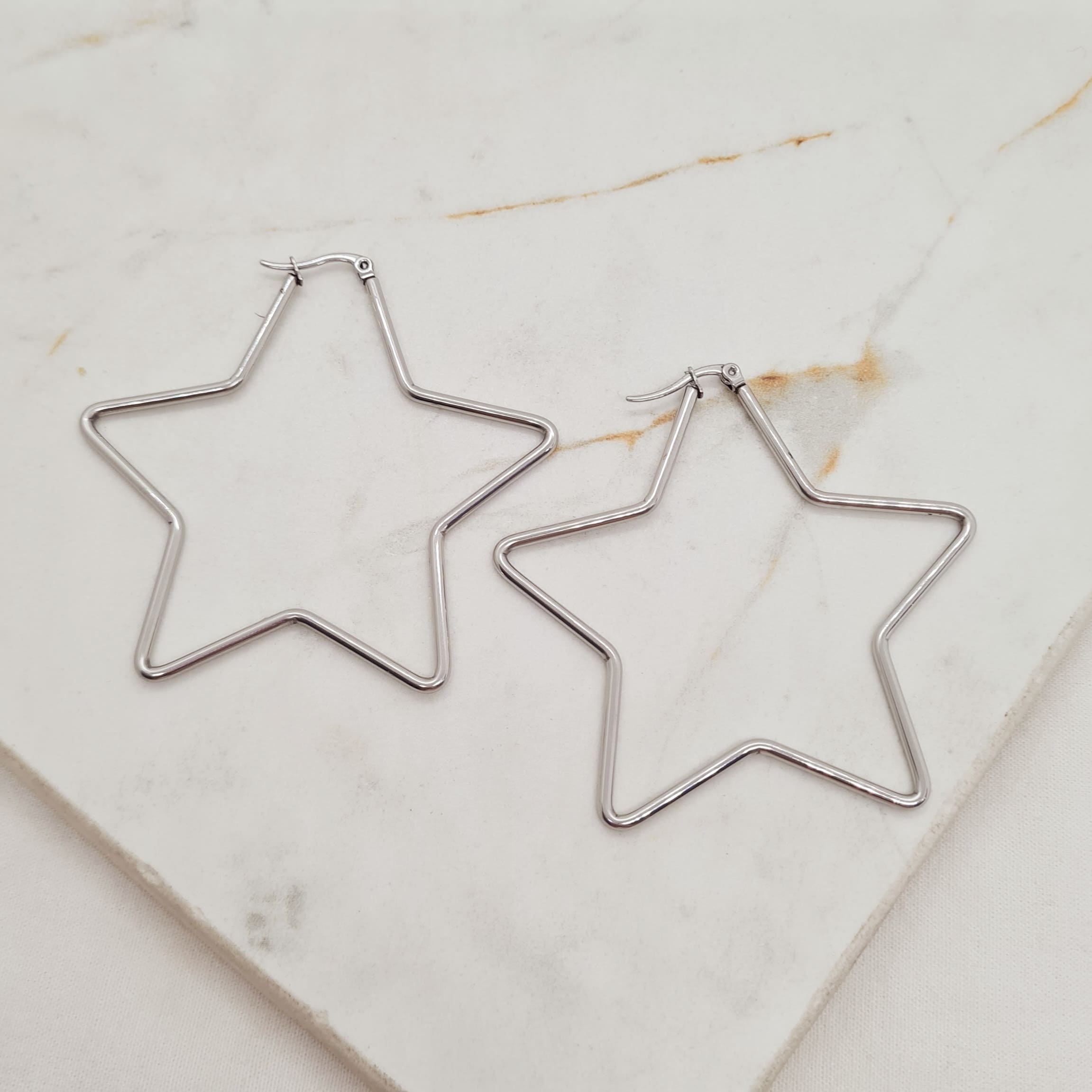 Imagen de producto ARGOLLAS ESTRELLAS GRANDES