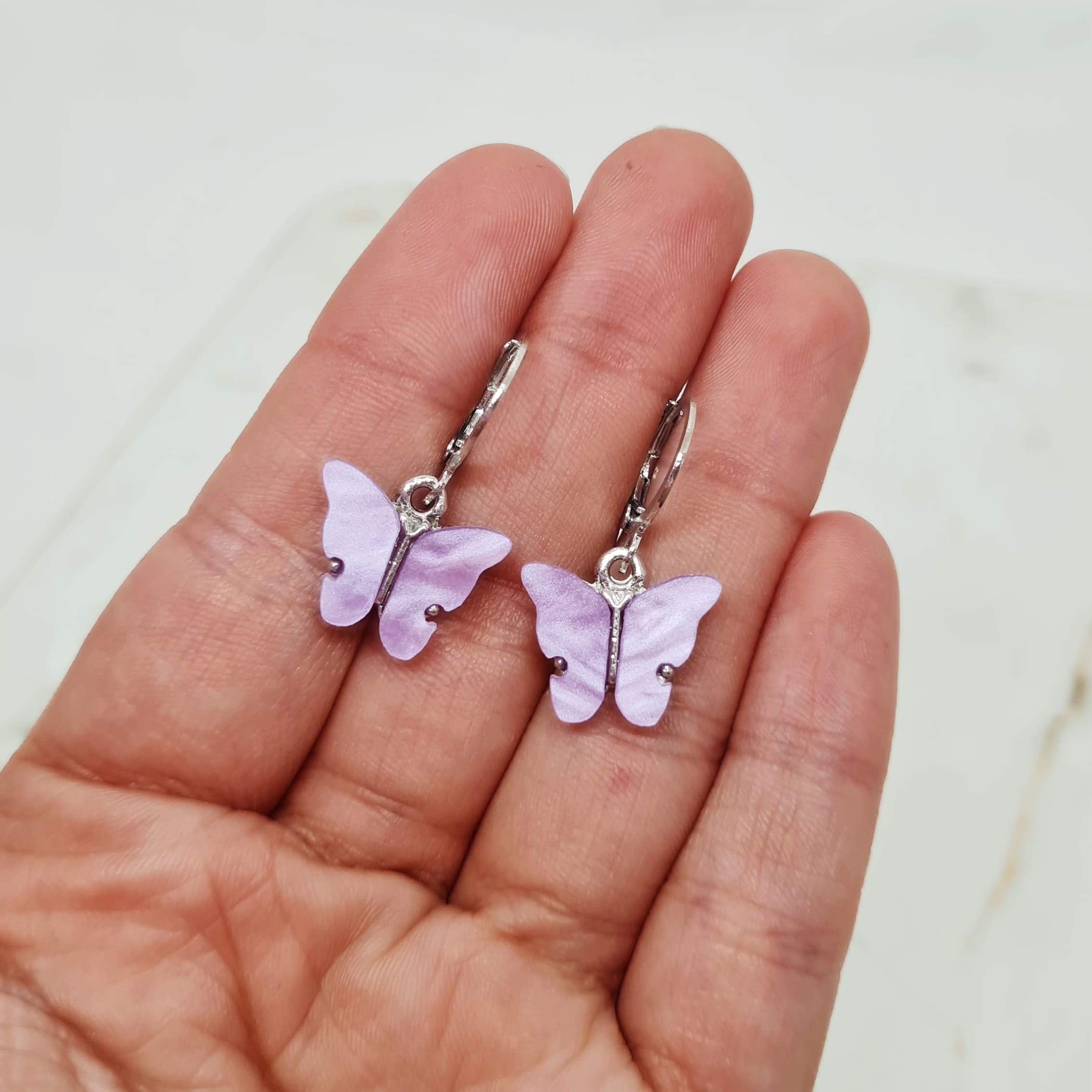 Imagen de producto ARGOLLA BRISURA MARIPOSA - LILA