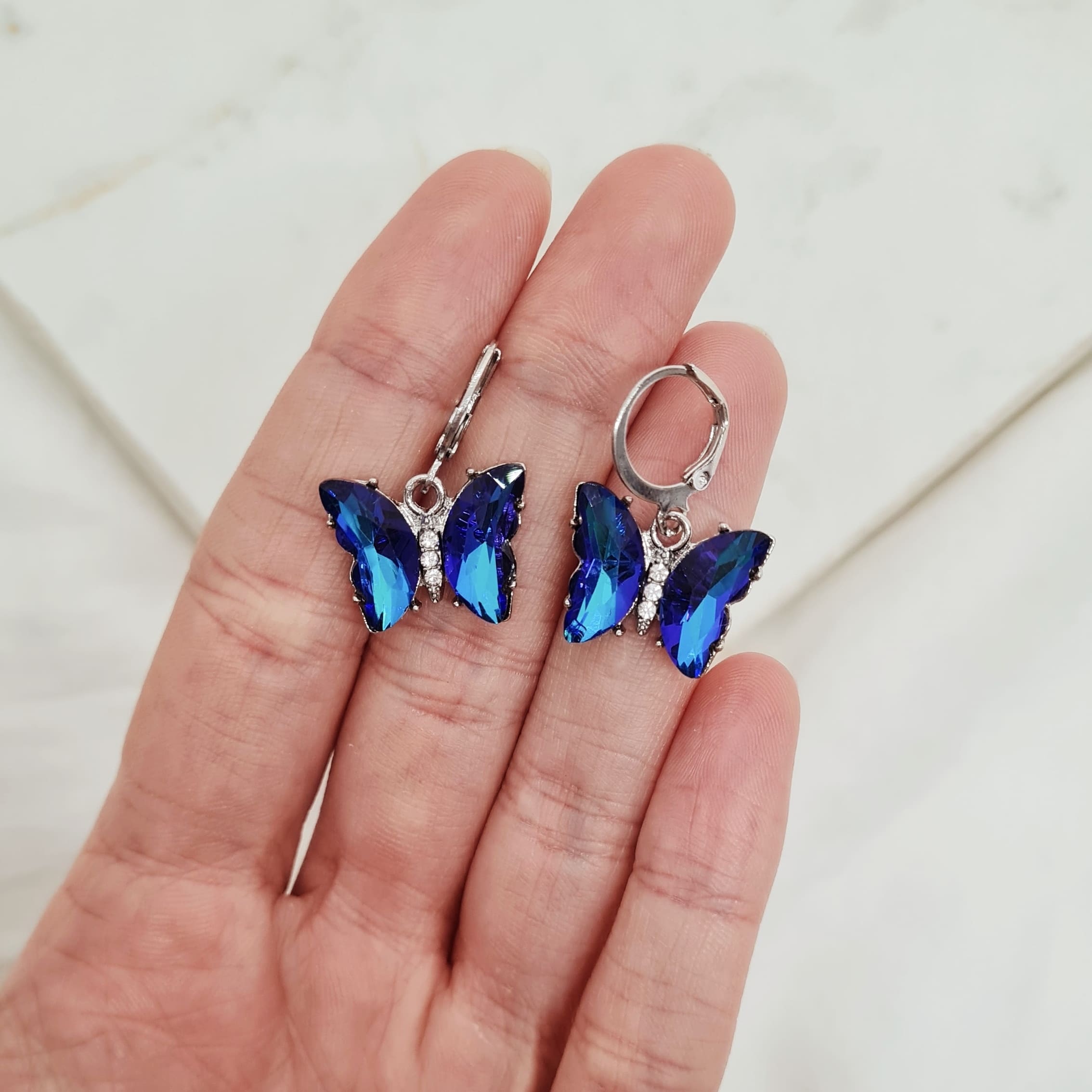 Imagen de producto ARGOLLA BRISURA MARIPOSA ENGARZADA - AZUL