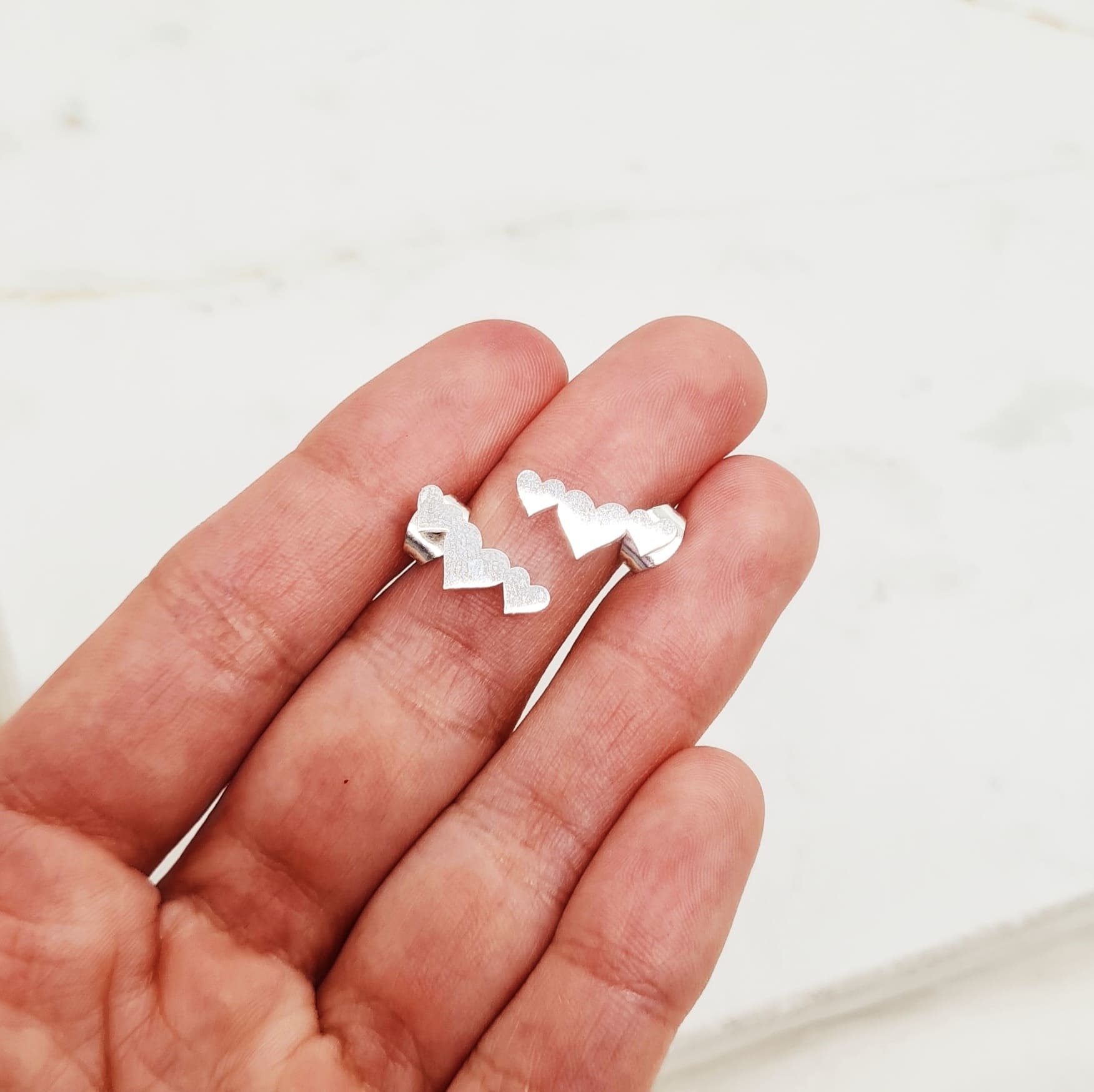Imagen de producto AROS ACERO BLANCO GRANDE - CORAZONES