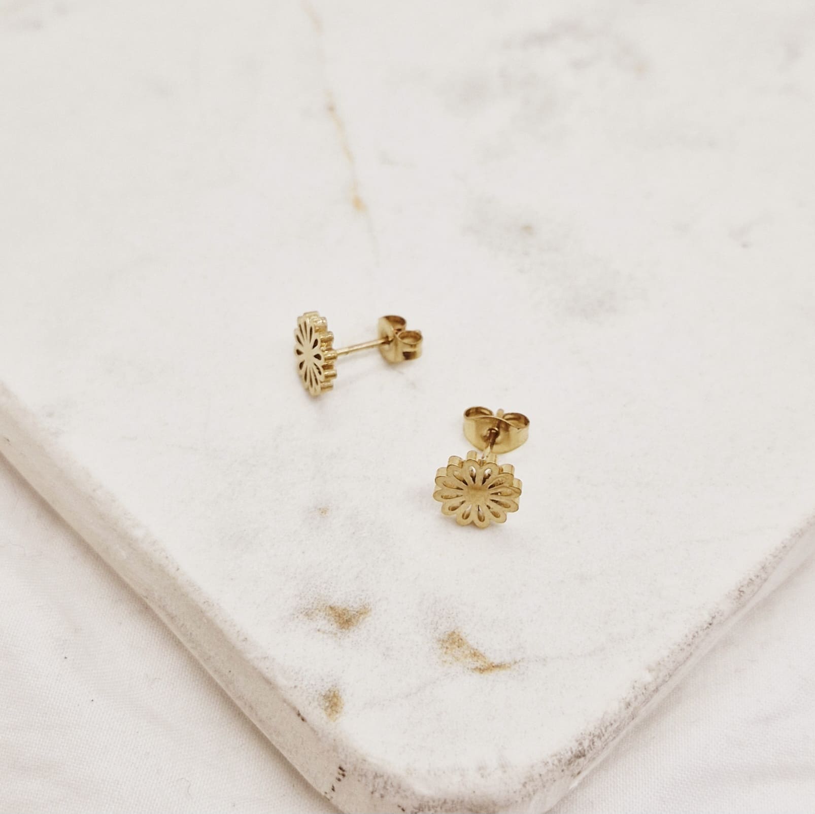 Imagen de producto AROS ACERO DORADO - FLOR FINA