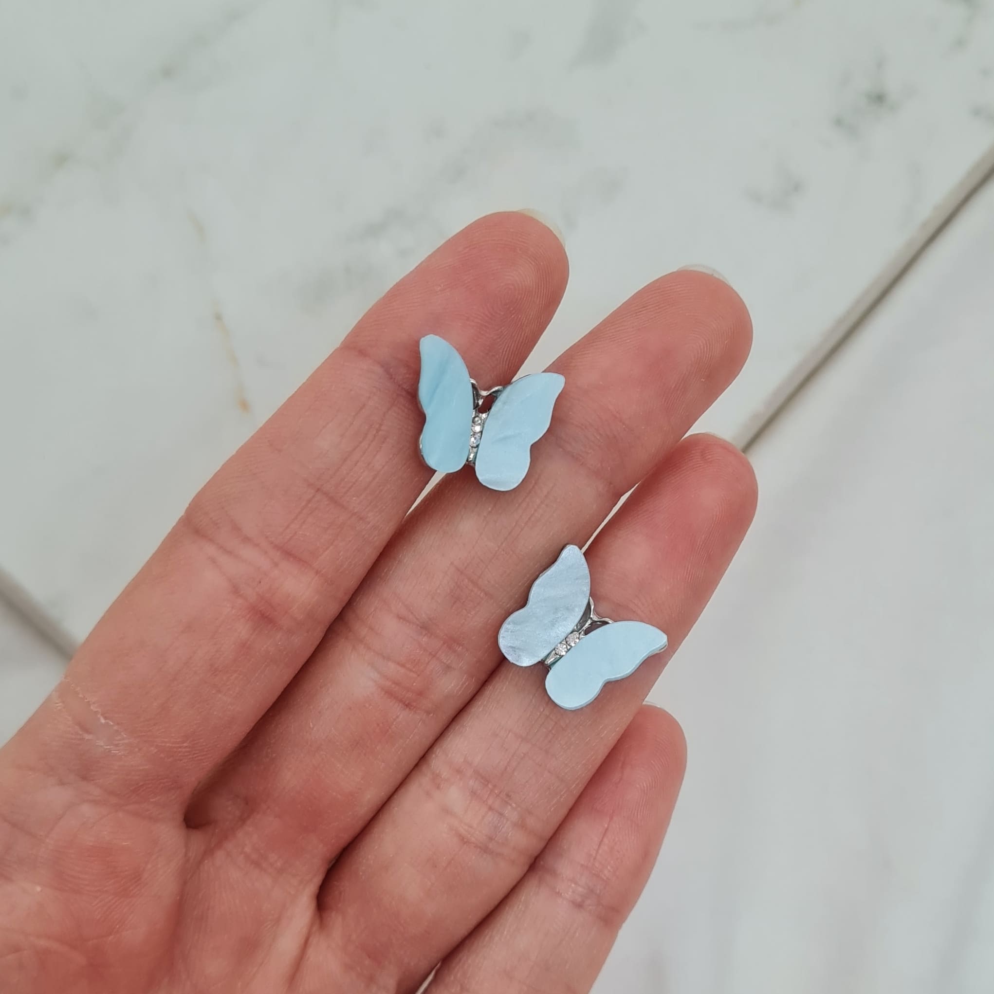 Imagen de producto AROS MARIPOSA CON STRASS - CELESTE