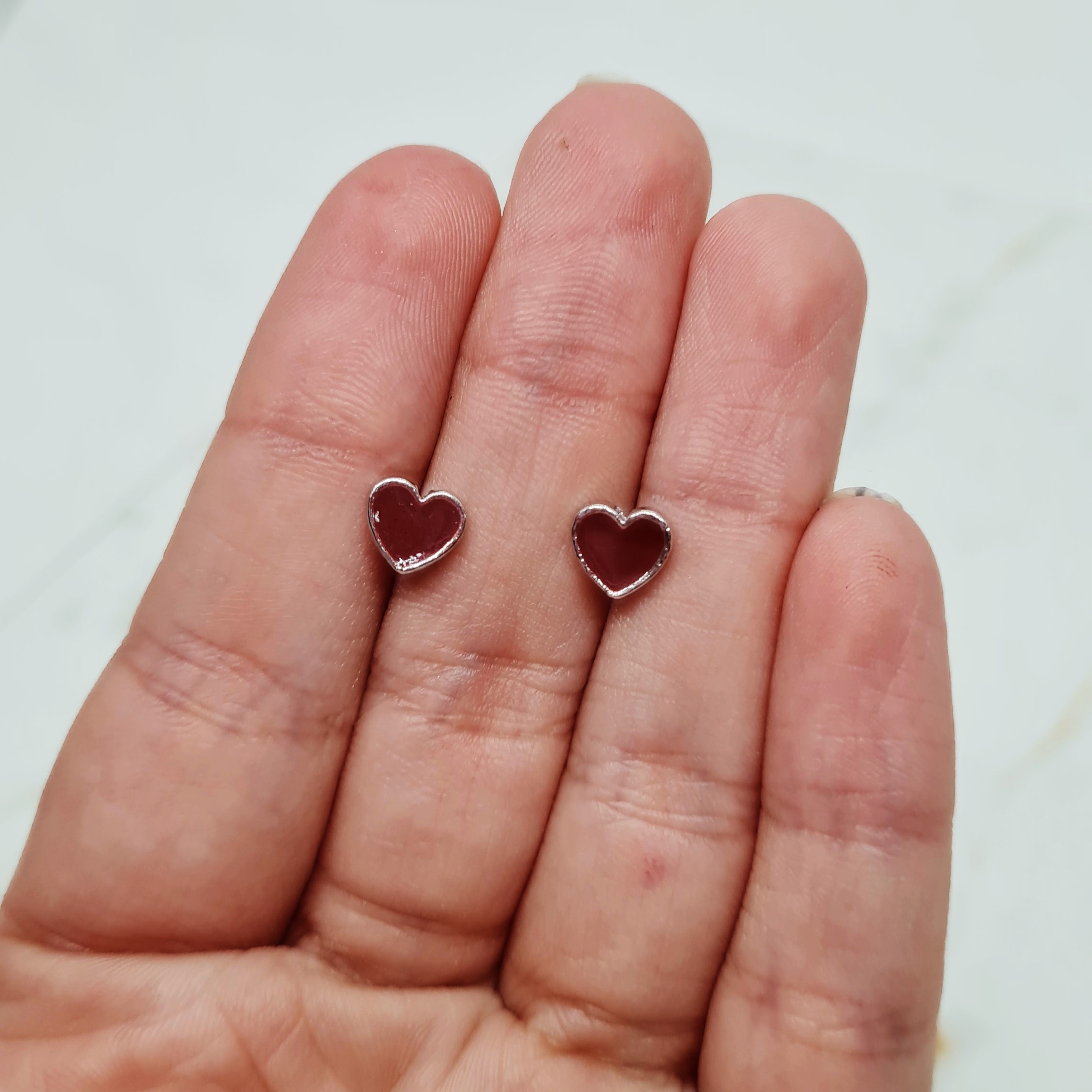 Imagen de producto AROS ESMALTADO CORAZON - BORDO