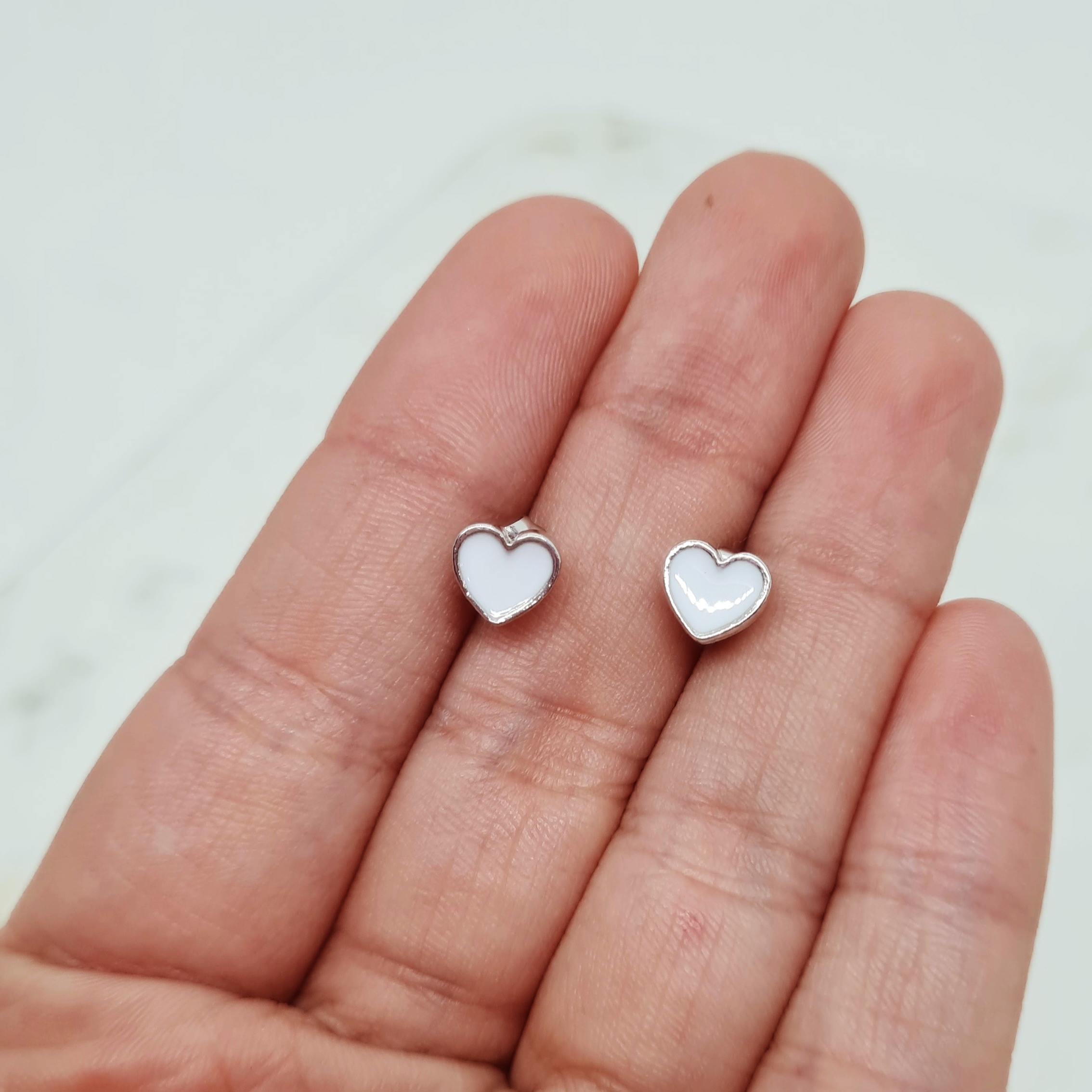 Imagen de producto AROS ESMALTADO CORAZON - BLANCO