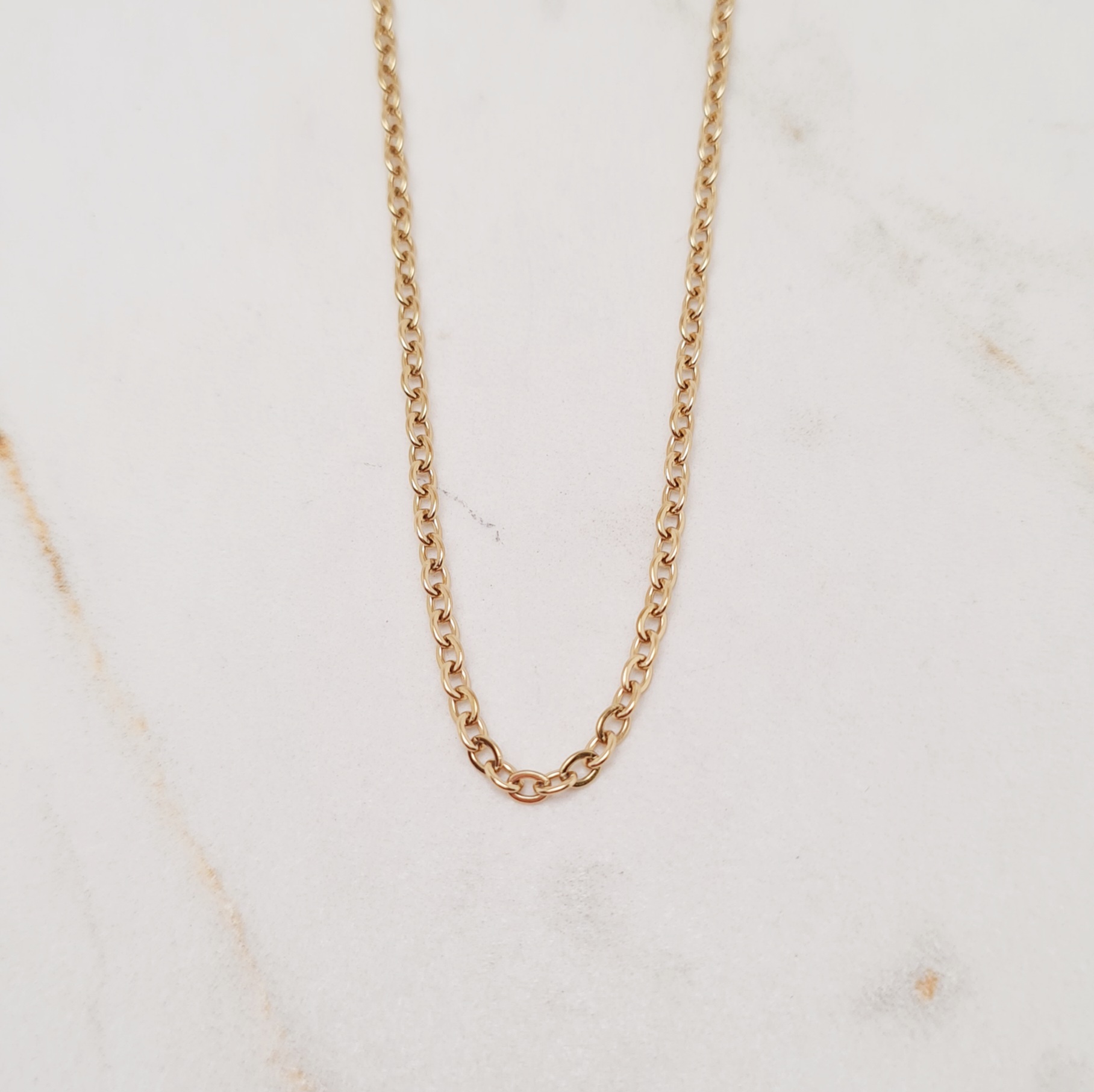 Imagen de producto CADENA ACERO DORADO ESPEJITO FINA 0.4 mm