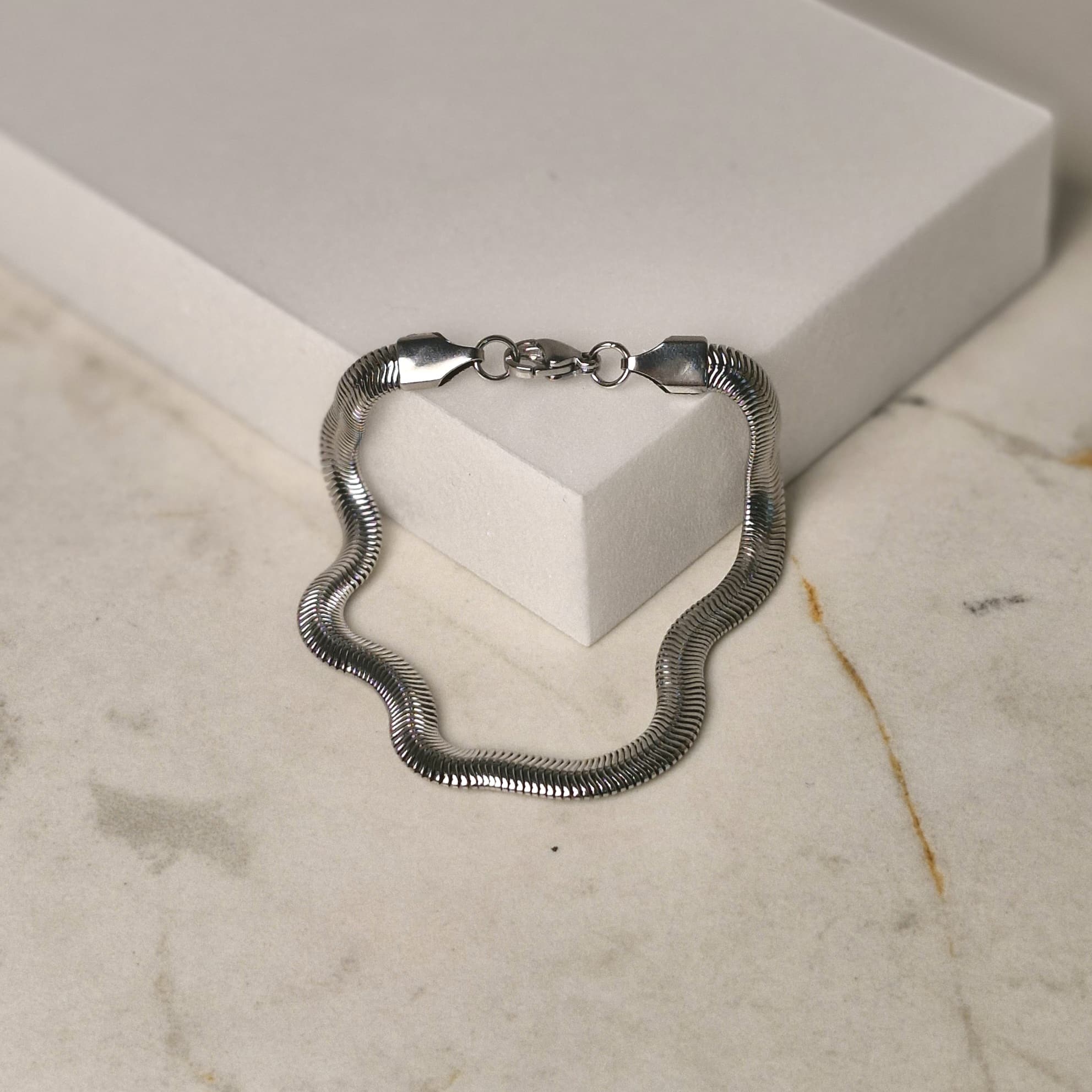 Imagen de producto PULSERA SERPIENTE GRUESA