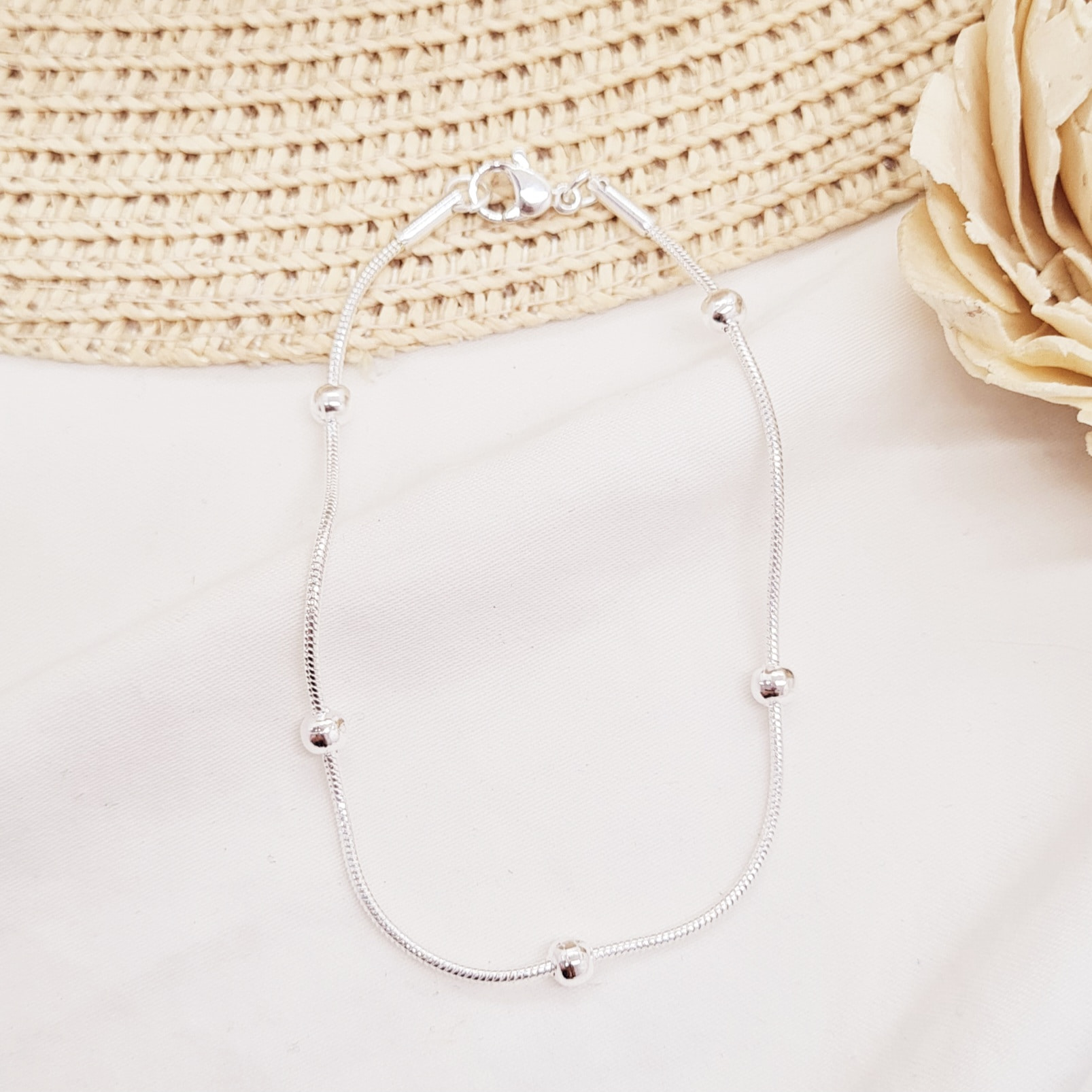 Imagen de producto PULSERA ACERO BLANCO COLITA DE RATA CON BOLITAS
