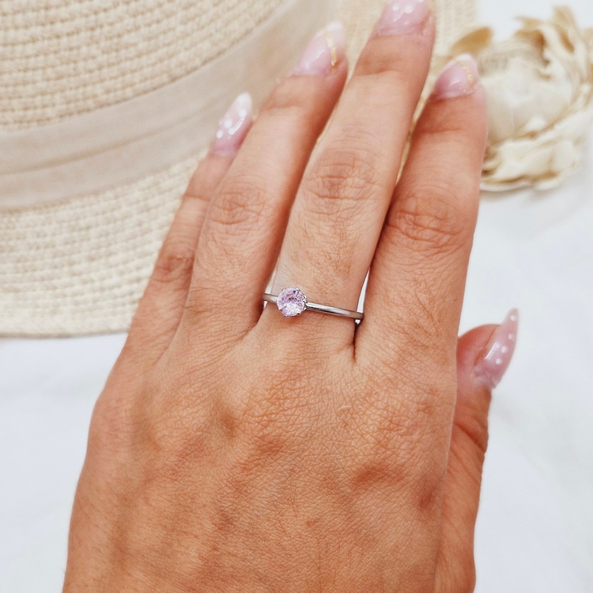 Imagen de producto ANILLO CINTILLO FINO CON CUBIC - ROSA