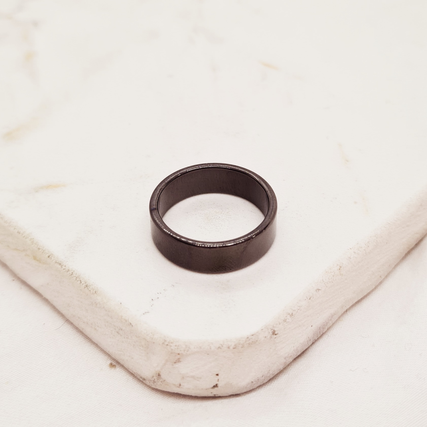 Imagen de producto ANILLO ALIANZA NEGRA