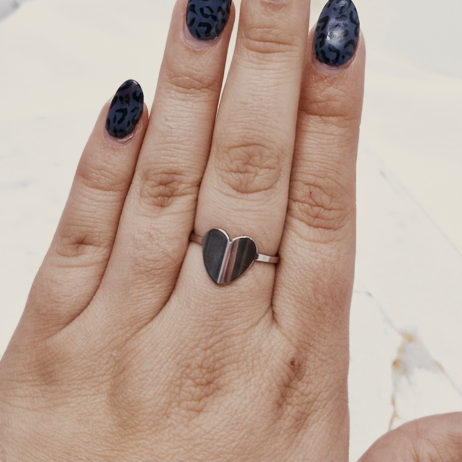 Imagen de producto ANILLO CORAZON LISO GRANDE