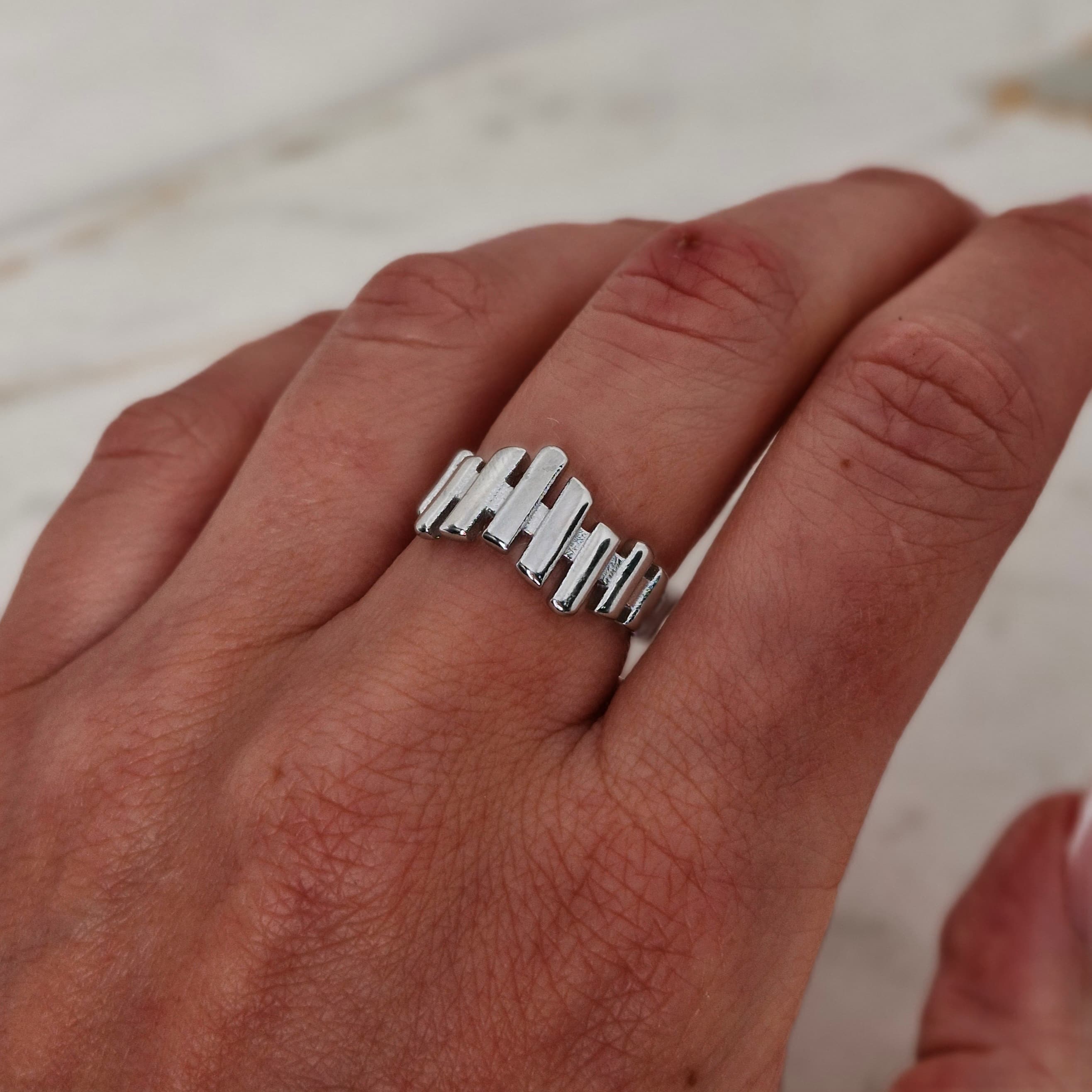 Imagen de producto ANILLO ABIERTO INFLADO CHUNKY - AURA