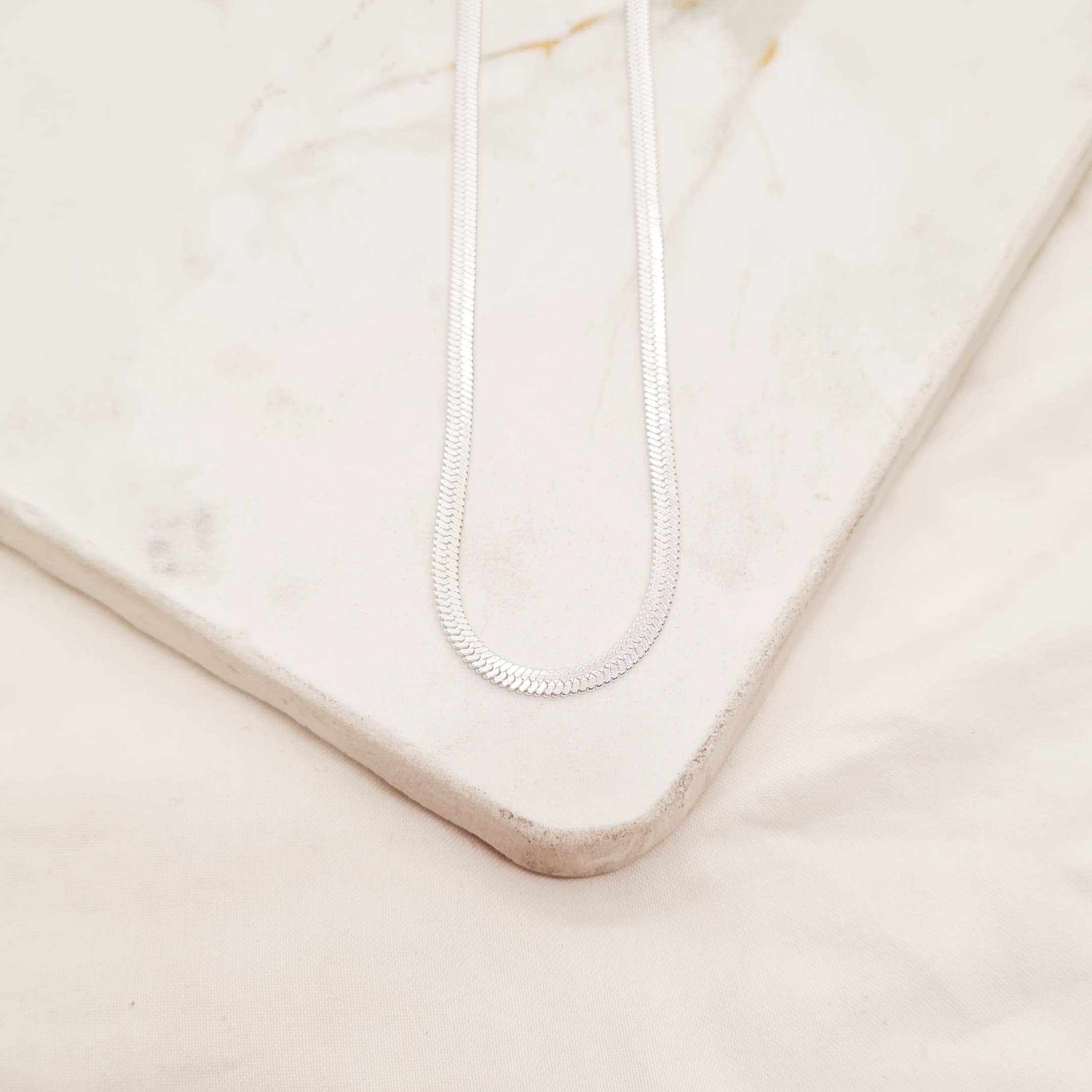 Imagen de producto CADENA ACERO BLANCO SERPIENTE MEDIANA 3 mm