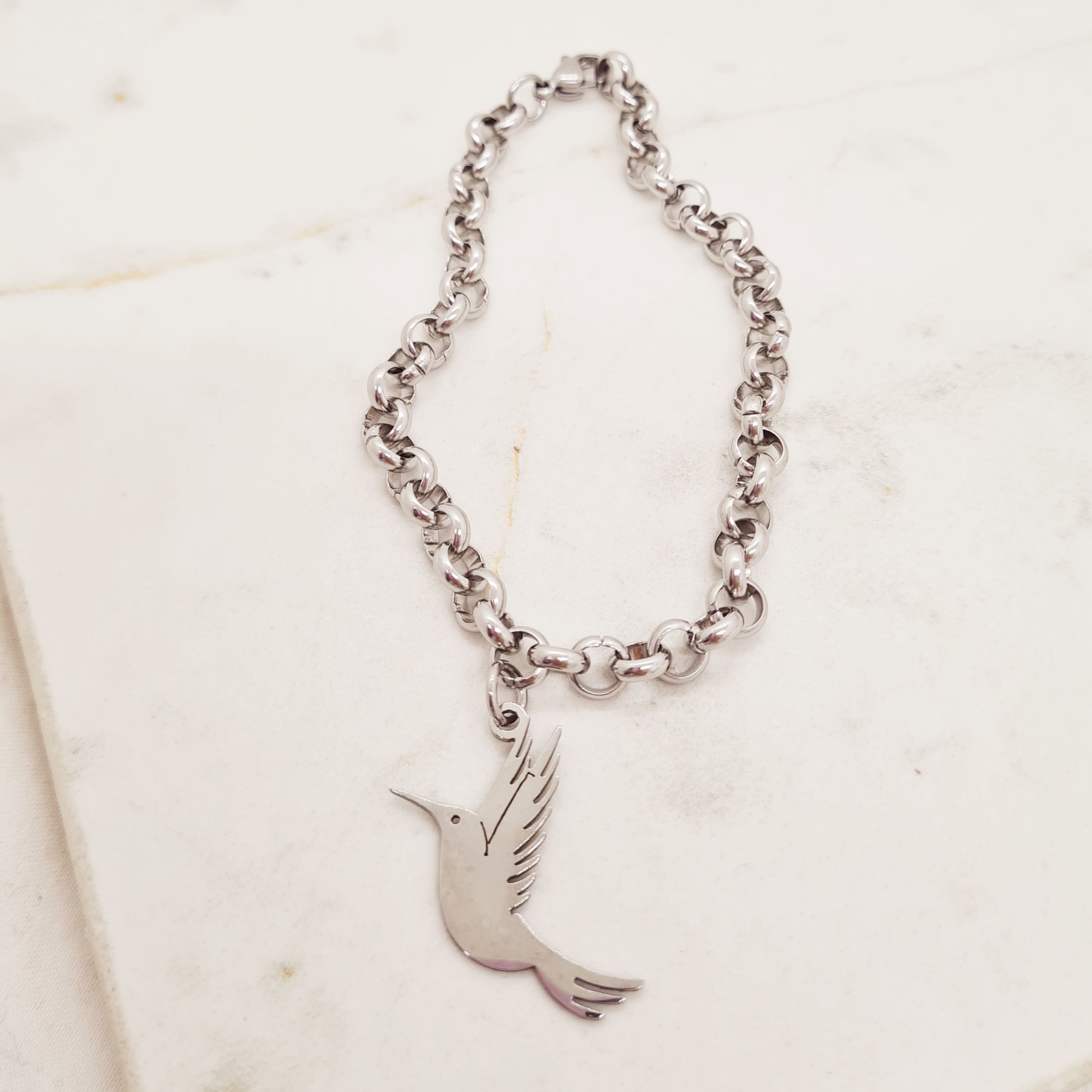 Imagen de producto PULSERA CON DIJE - COLIBRI LISO