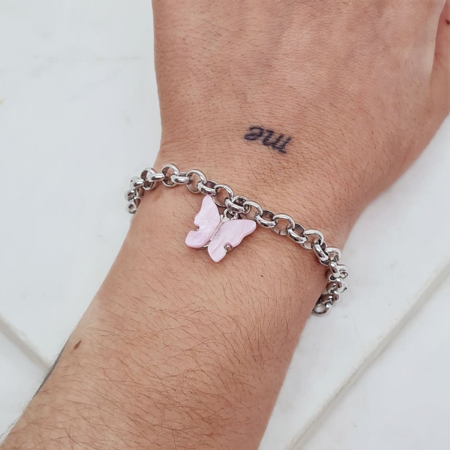 Imagen de producto PULSERA CON DIJE MARIPOSA - ROSA OSCURO