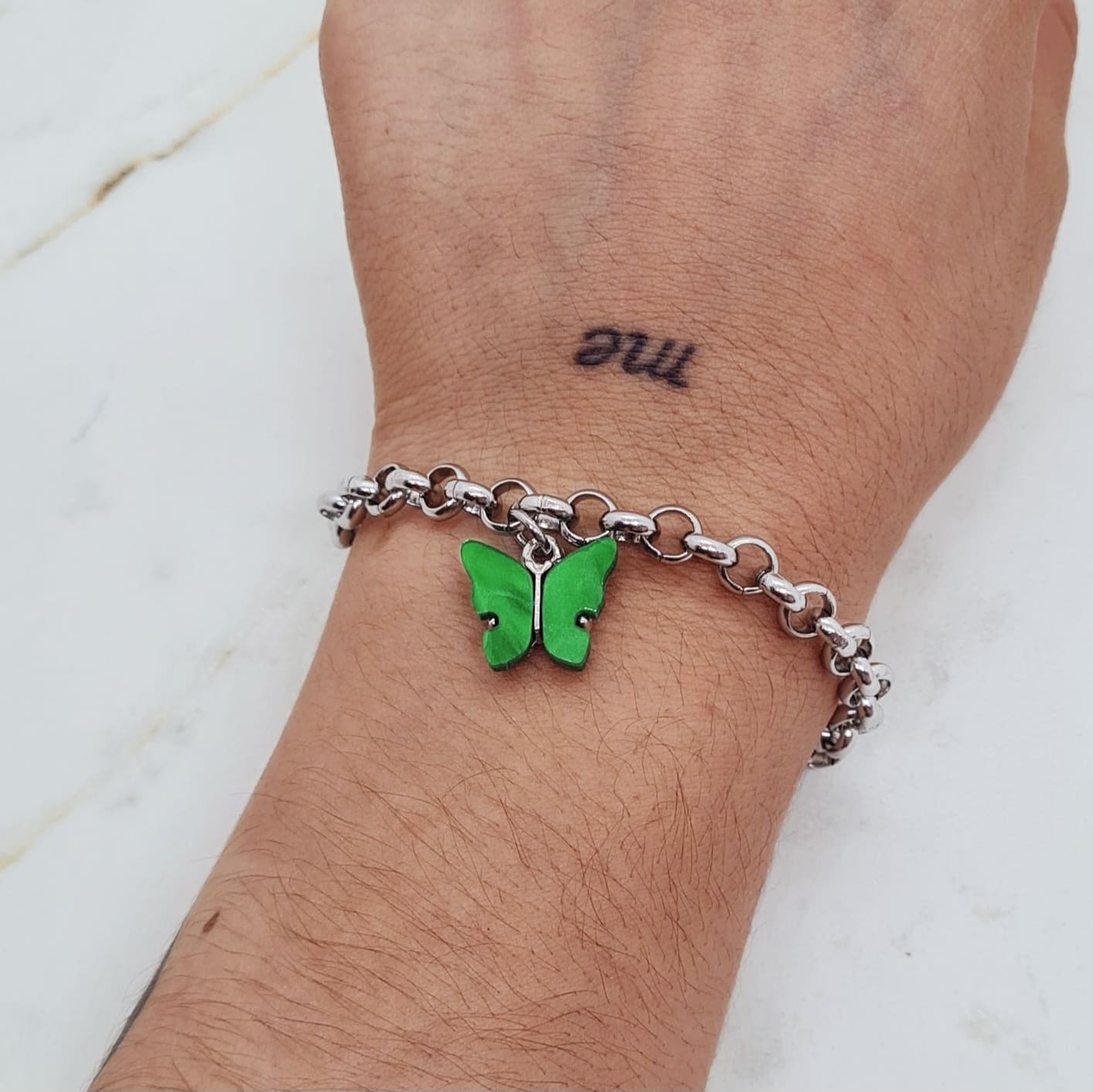 Imagen de producto PULSERA CON DIJE MARIPOSA - VERDE