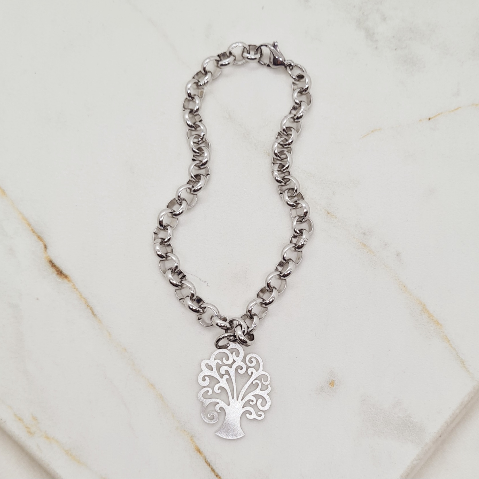 Imagen de producto PULSERA CON DIJE - ARBOL DE LA VIDA CALADO