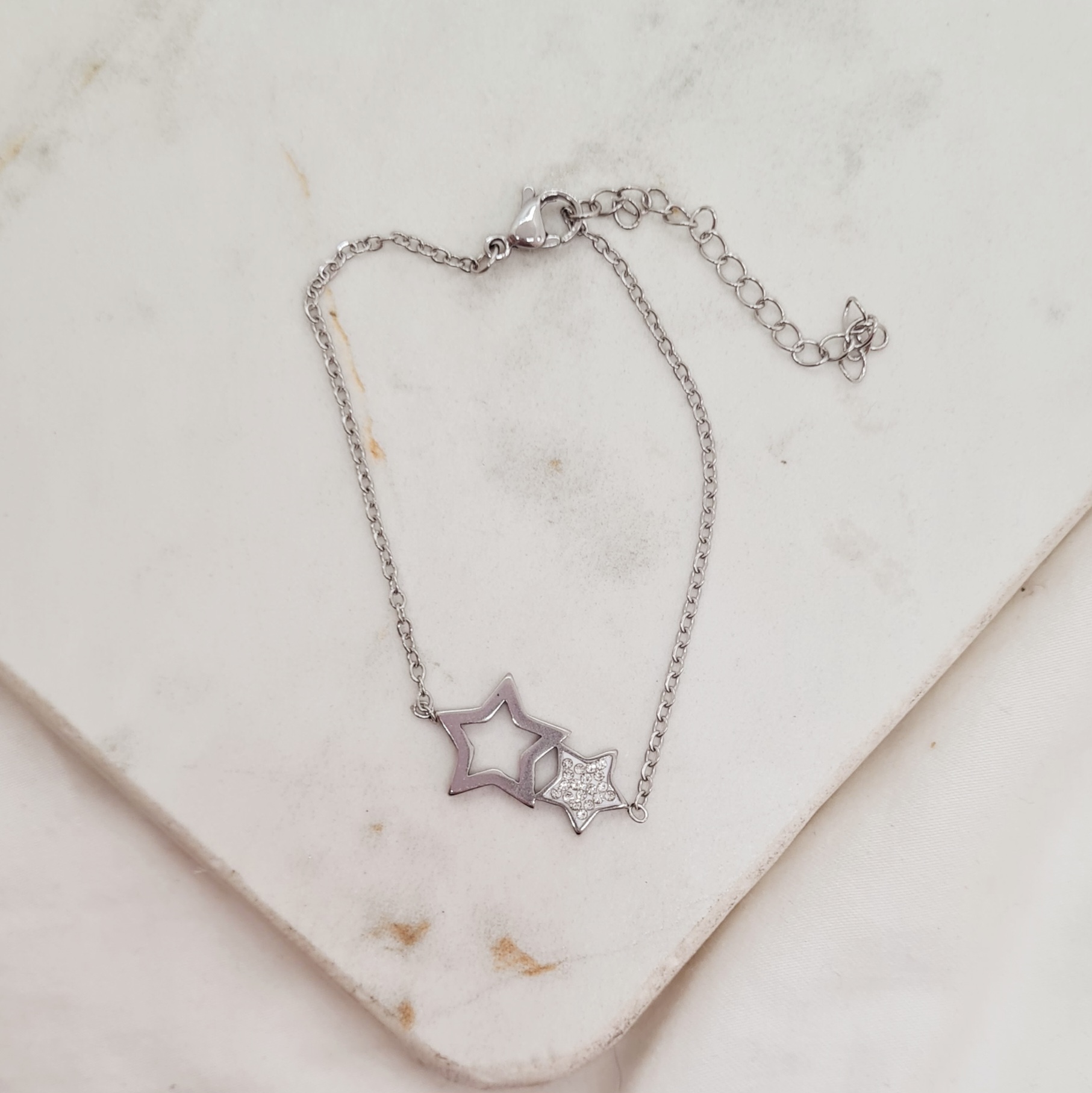 Imagen de producto PULSERA DOBLE ESTRELLA CON MICROCRISTALES