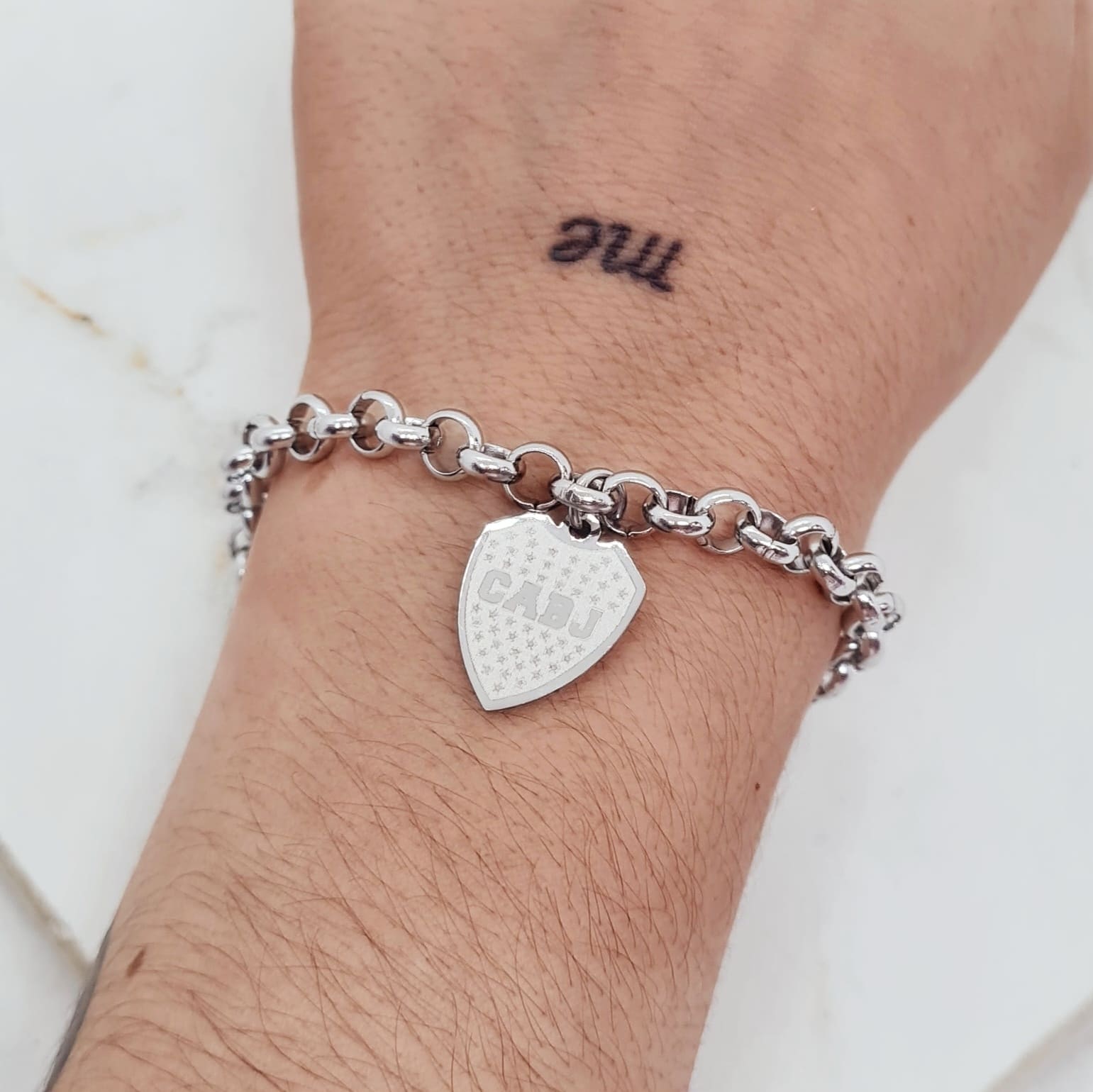 Imagen de producto PULSERA CON DIJE - ESCUDO DE BOCA