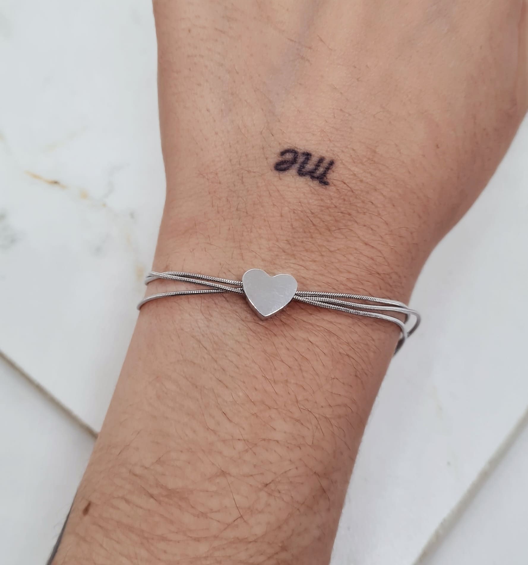 Imagen de producto PULSERA TRIPLE COLITA DE RATA CON DIJE INFLADO - CORAZON