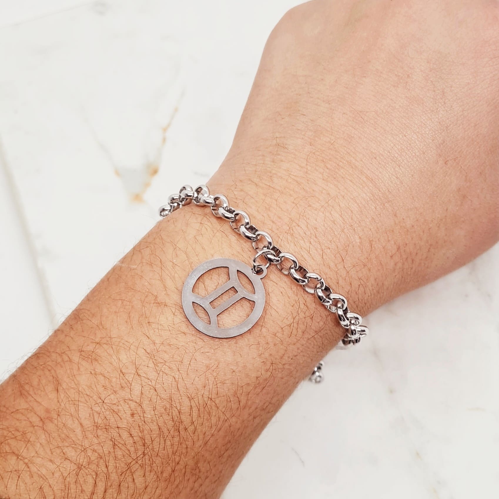 Imagen de producto PULSERA CON DIJE DEL ZODIACO - GEMINIS