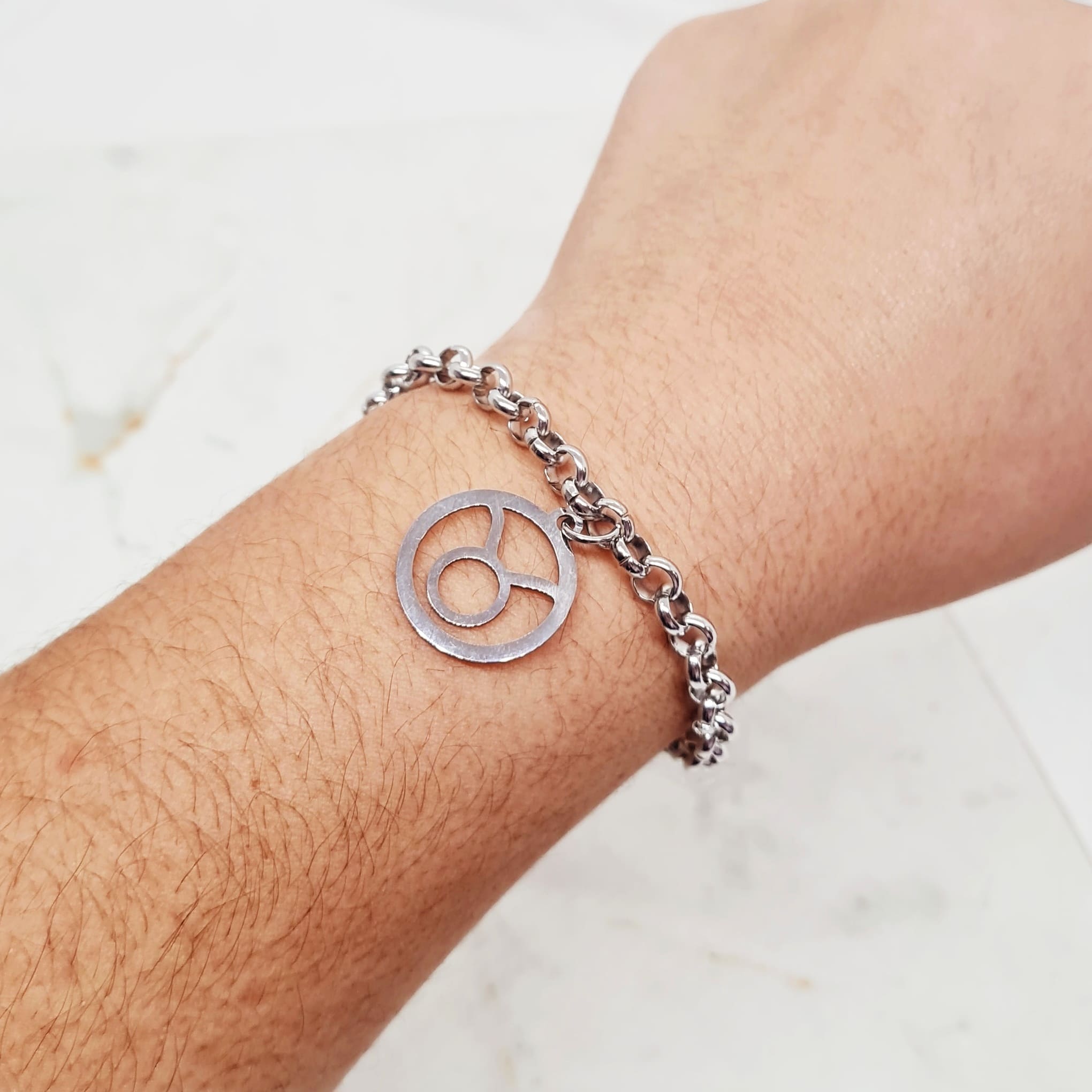 Imagen de producto PULSERA CON DIJE DEL ZODIACO - TAURO