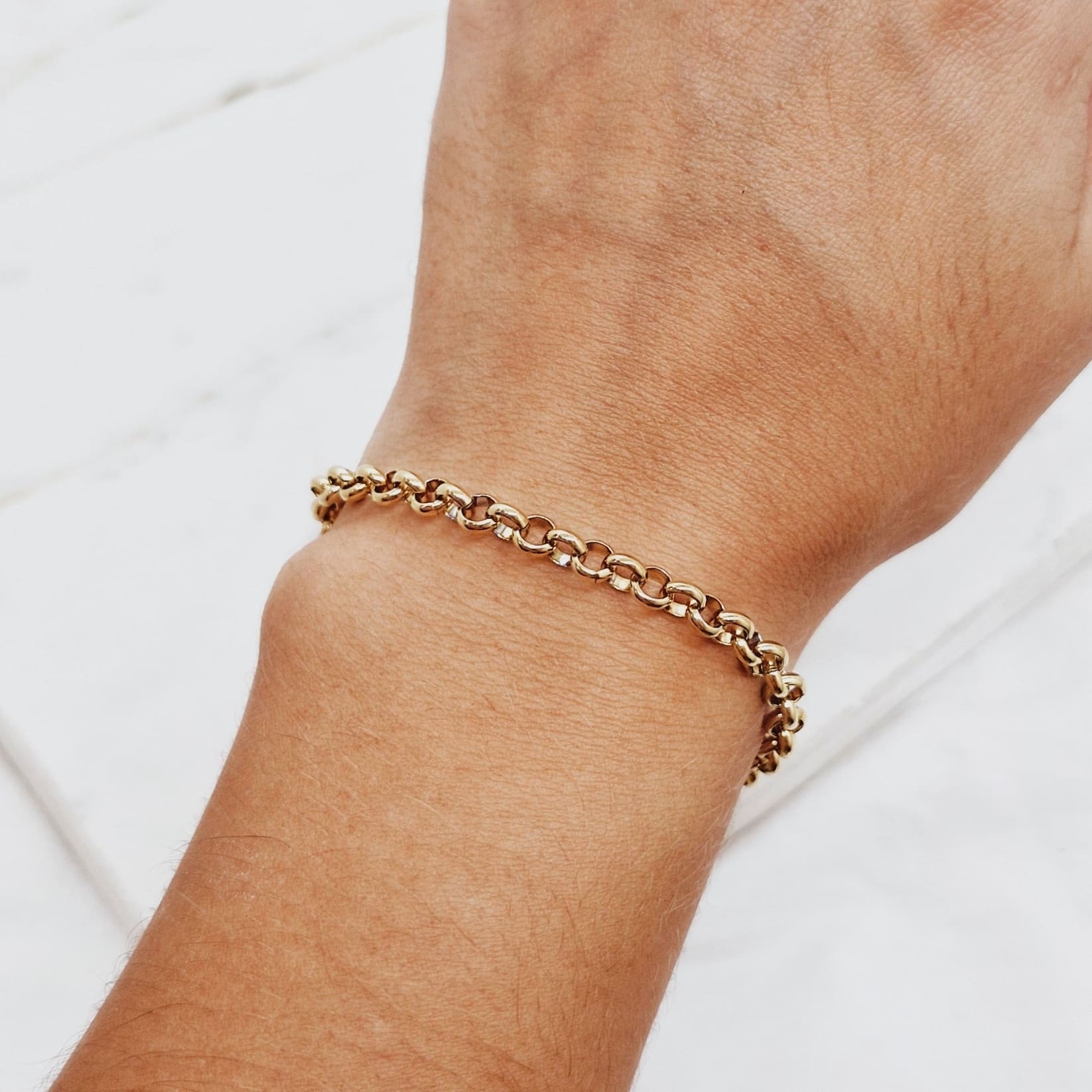 Imagen de producto PULSERA ACERO DORADO ROLO 6 mm