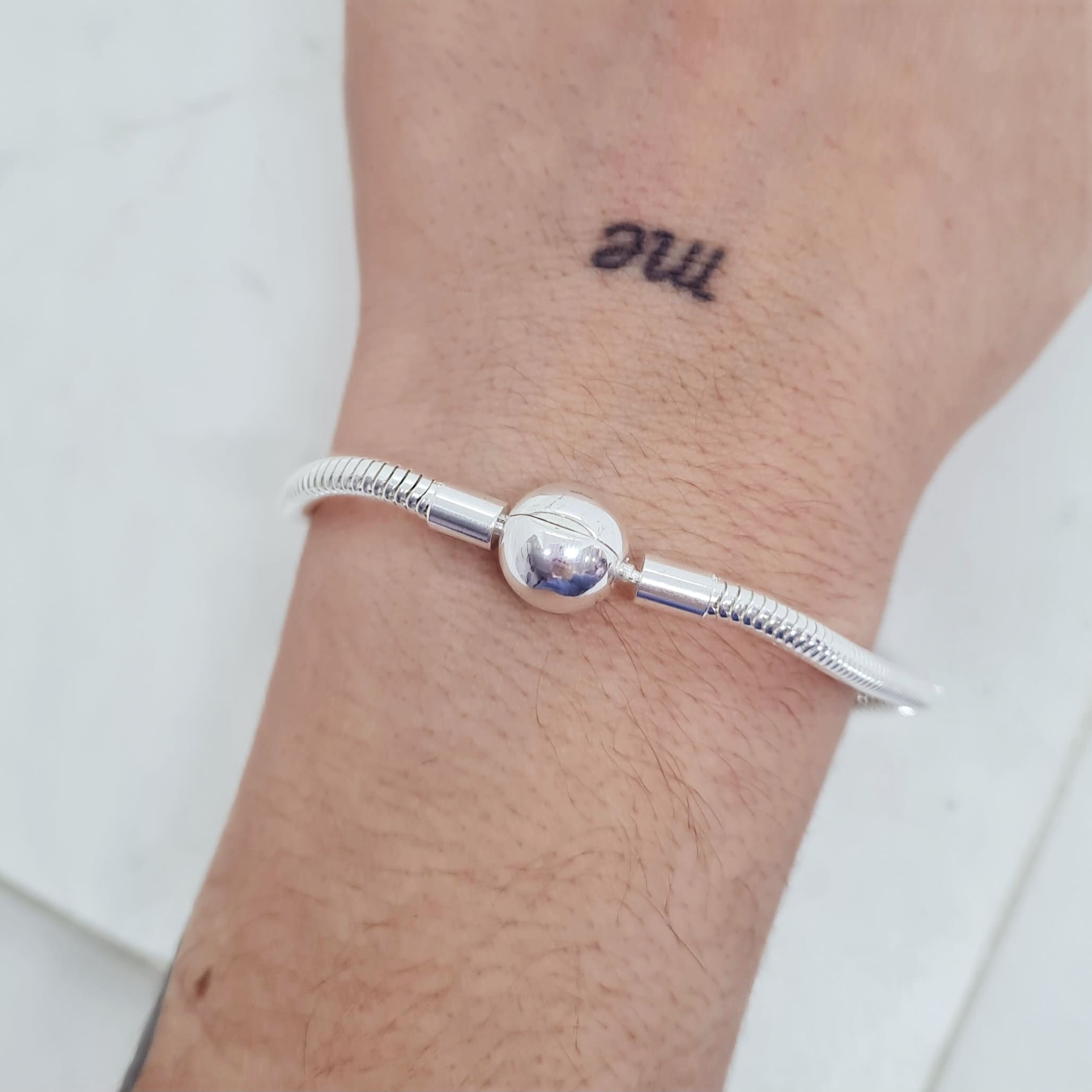 Imagen de producto PULSERA ACERO BLANCO PANDORA - BOLITA