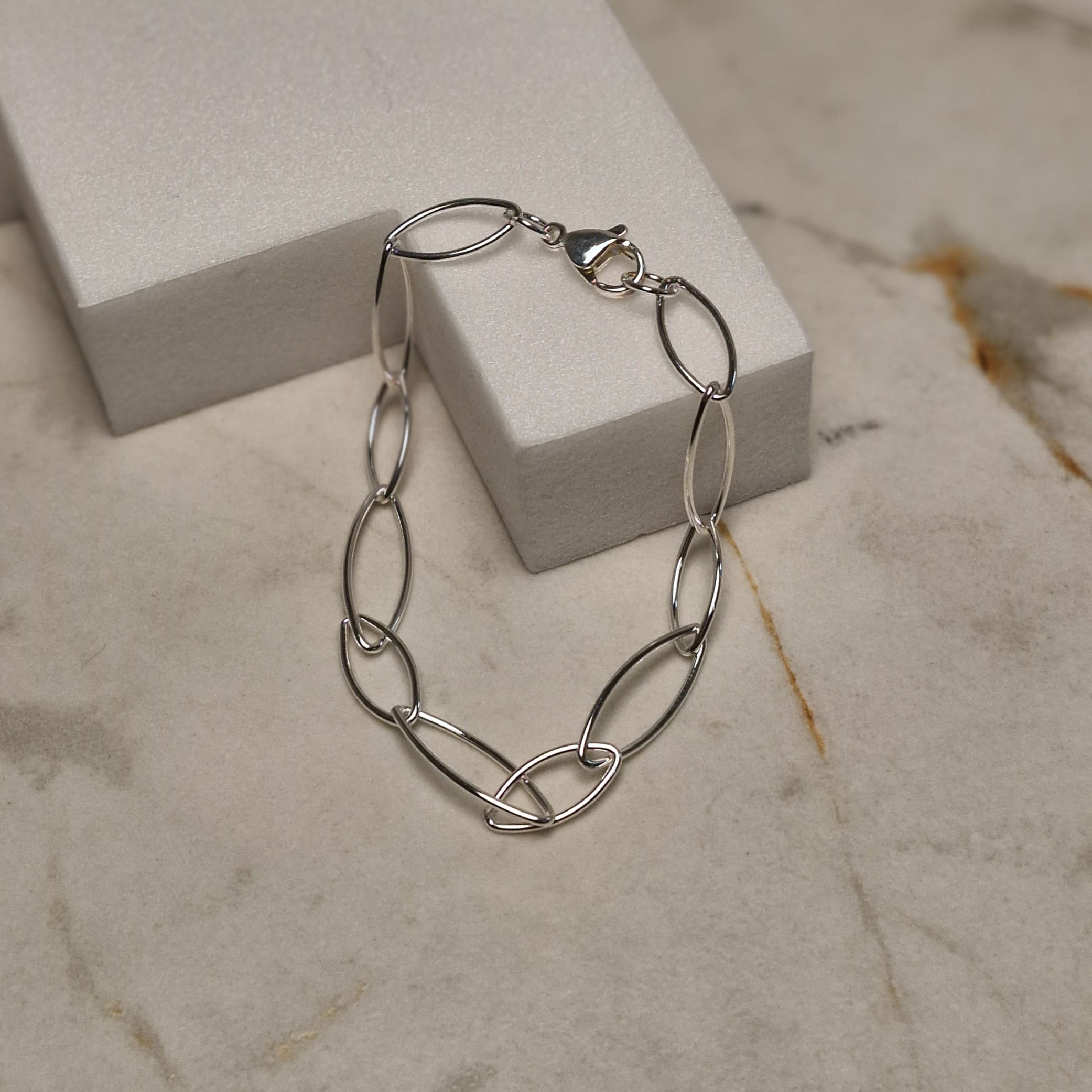 Imagen de producto PULSERA ACERO BLANCO ESLABON OVALADO GRANDE
