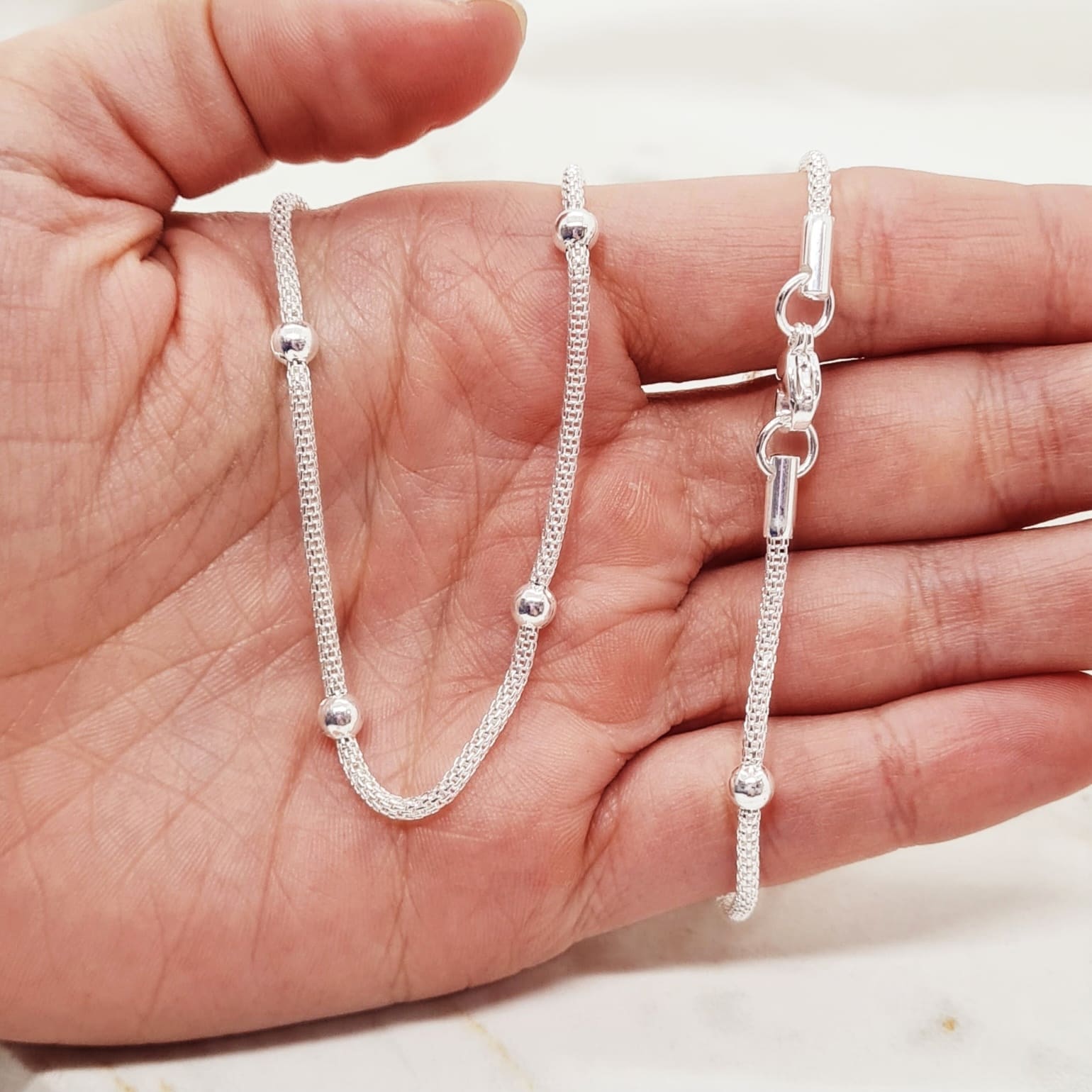Imagen de producto CADENA ACERO BLANCO COREANA CON BOLITAS GRANDES