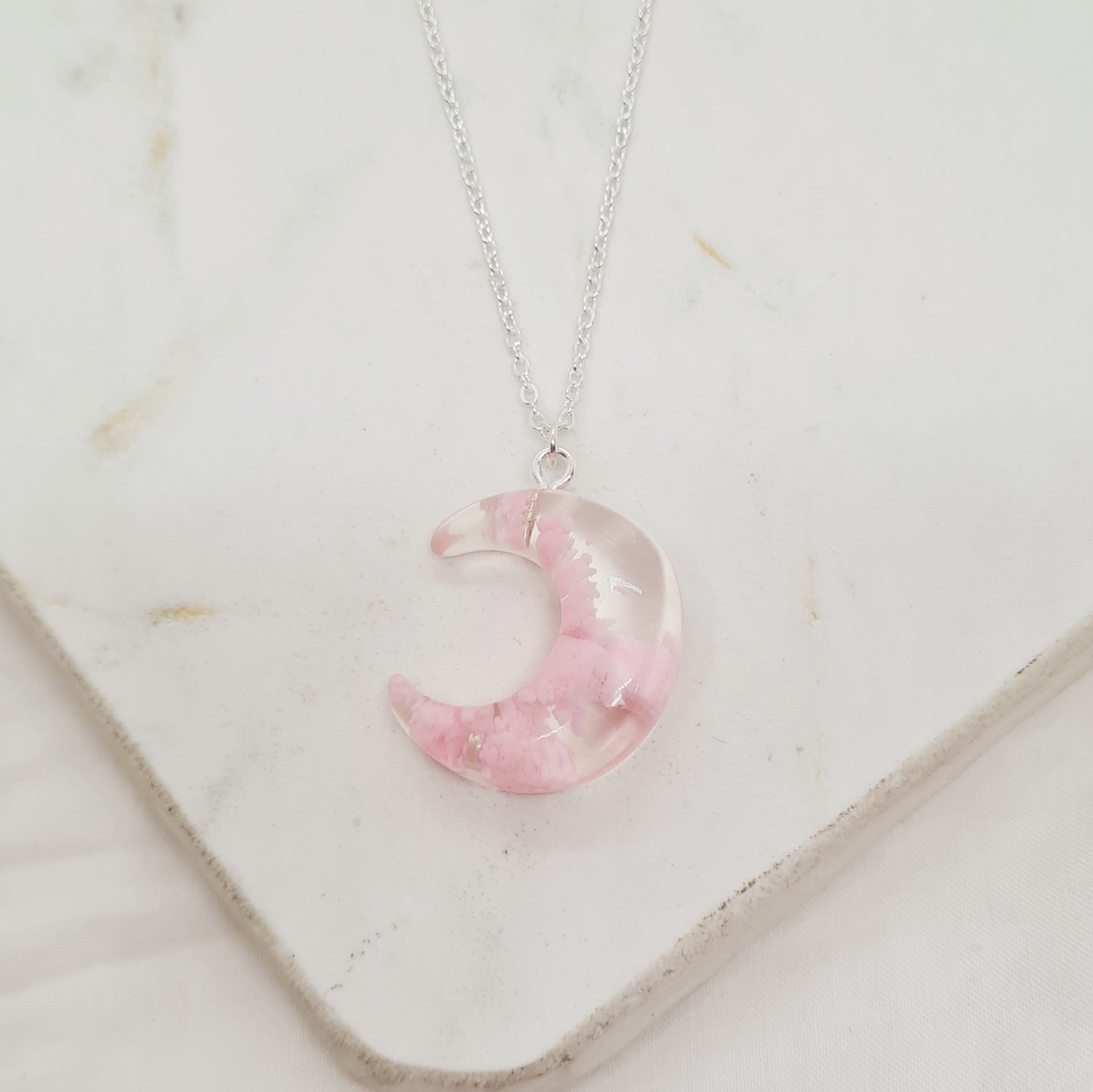 Imagen de producto COLLAR ACERO BLANCO CIELO FORMA LUNA - ROSA