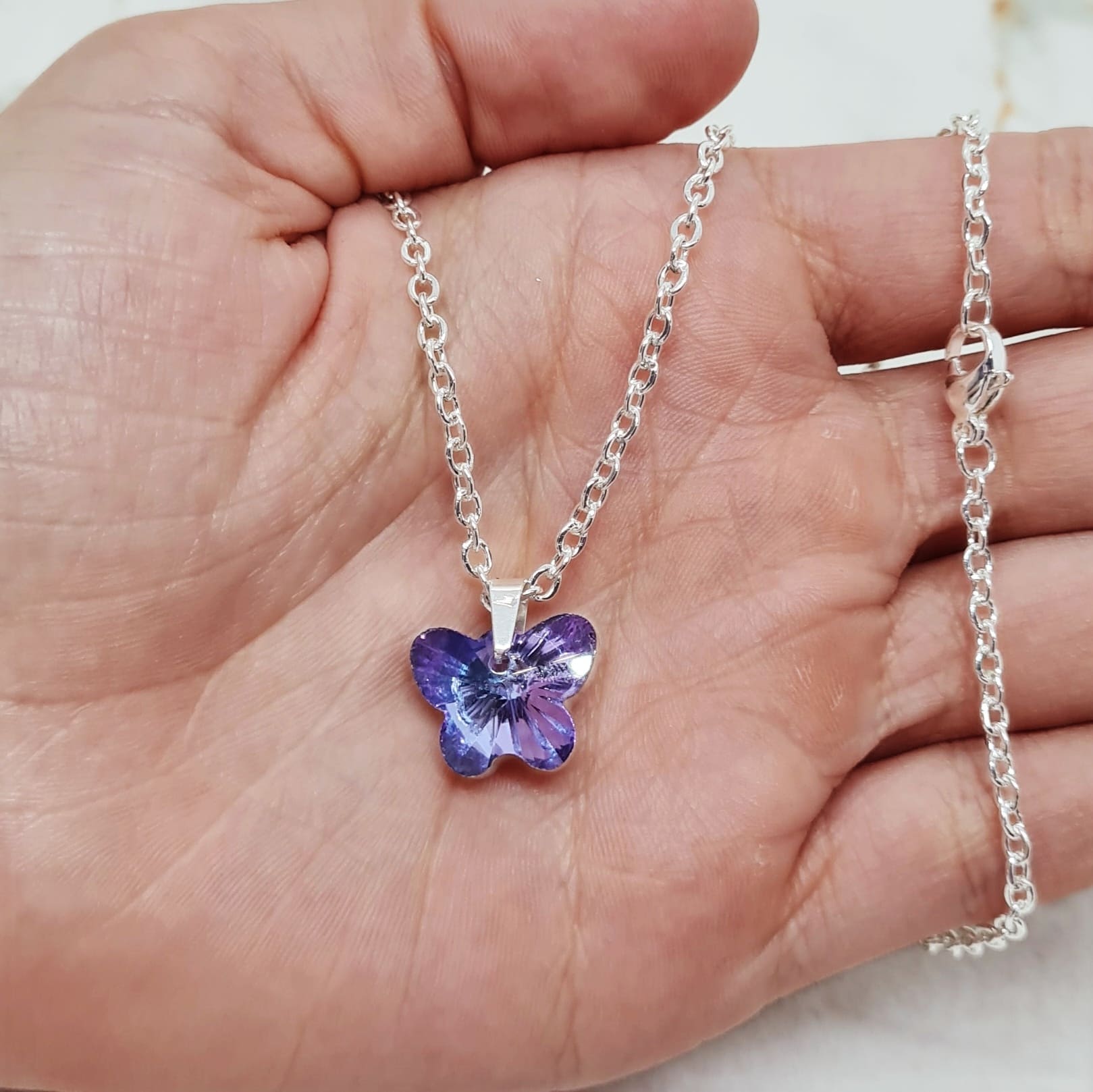 Imagen de producto COLLAR ACERO BLANCO CRISTAL CHICO - MARIPOSA TORNASOL VIOLETA