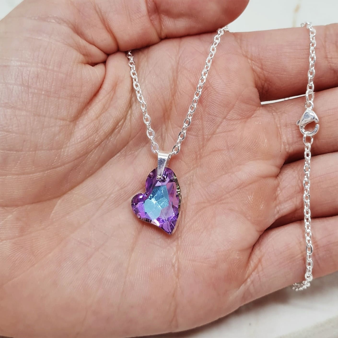 Imagen de producto COLLAR ACERO BLANCO CRISTAL CHICO - CORAZON CURVO TORNASOL VIOLETA