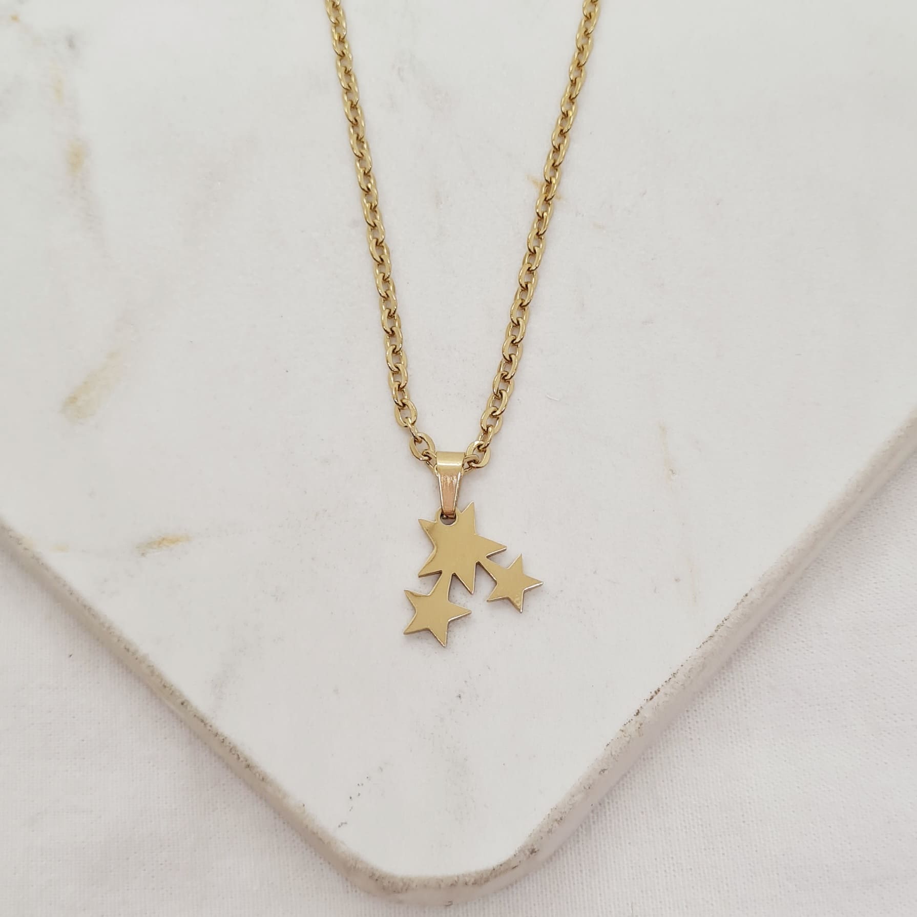 Imagen de producto COLLAR ACERO DORADO - ESTRELLAS LISAS