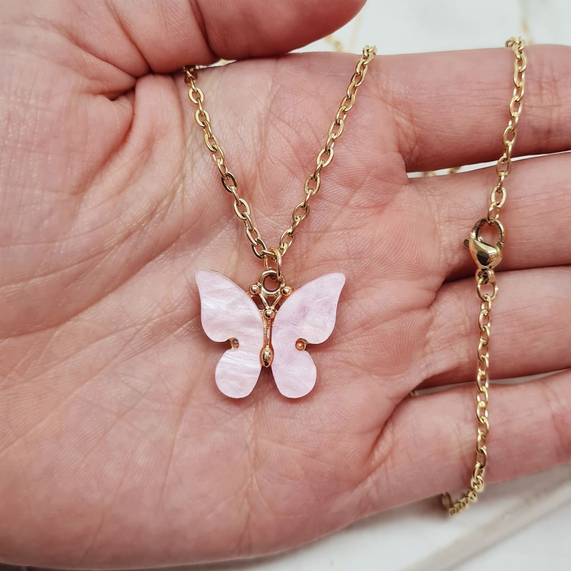 Imagen de producto COLLAR ACERO DORADO MARIPOSA GRANDE 2 - ROSA