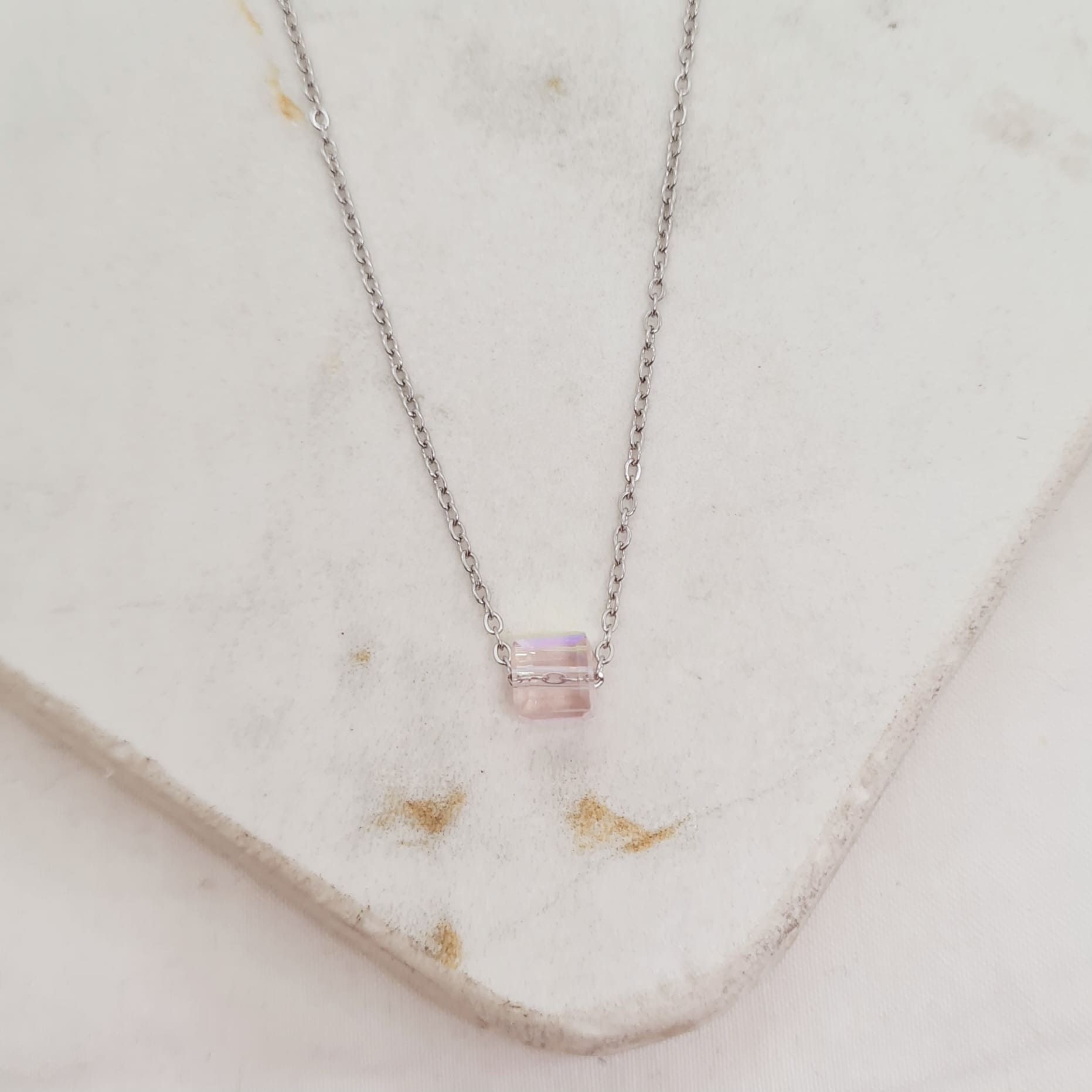 Imagen de producto COLLAR PASANTE - CRISTAL CUADRADO ROSA