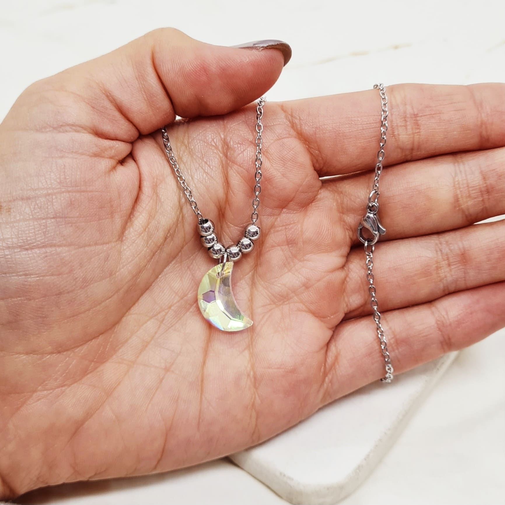Imagen de producto COLLAR CON BOLITAS - LUNA TORNASOL CLARO