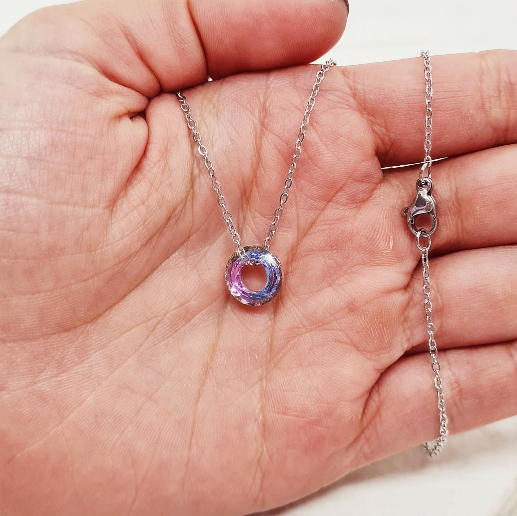 Imagen de producto COLLAR CON DONA PASANTE - TORNASOL OSCURO VIOLETA