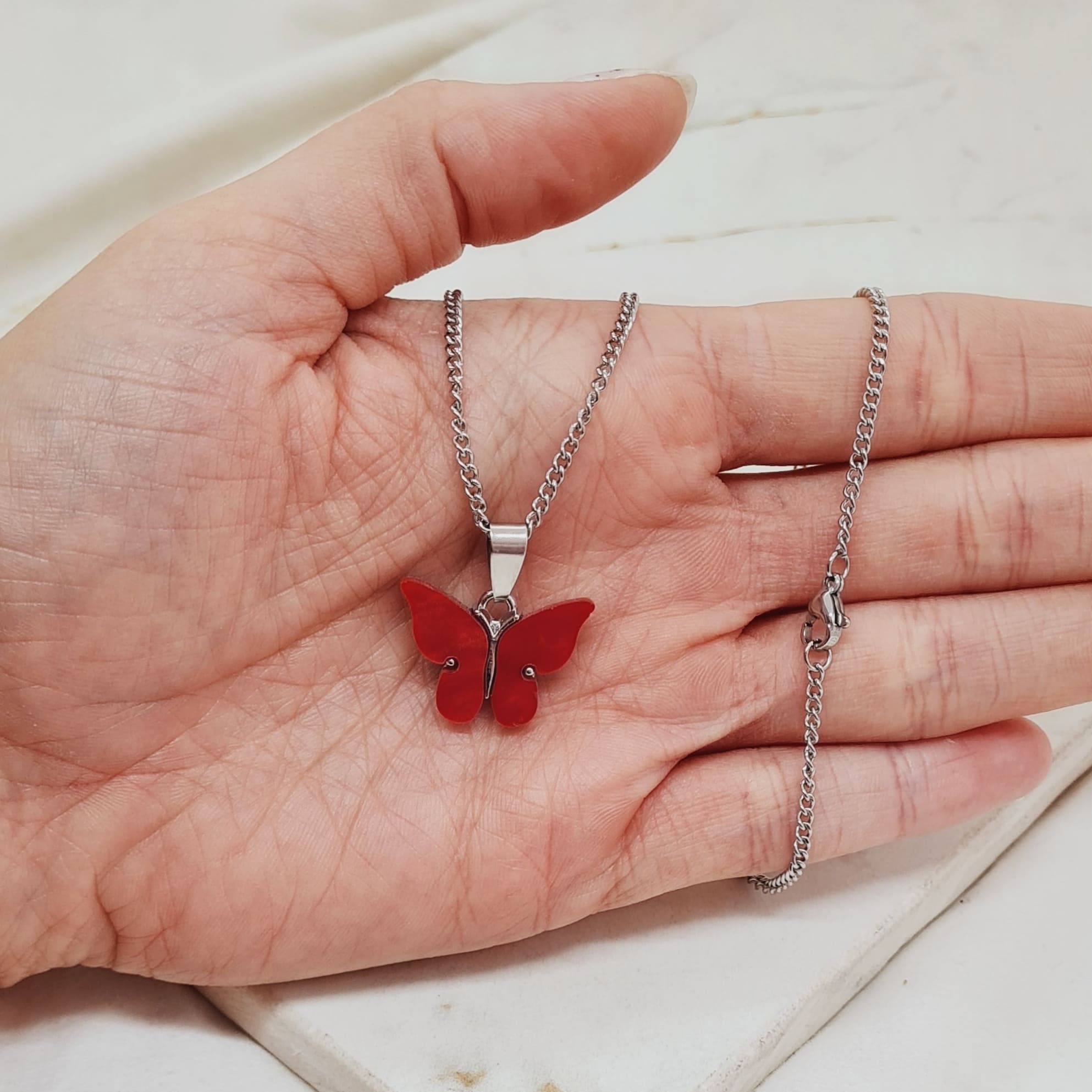 Imagen de producto COLLAR MARIPOSA GRANDE - ROJA