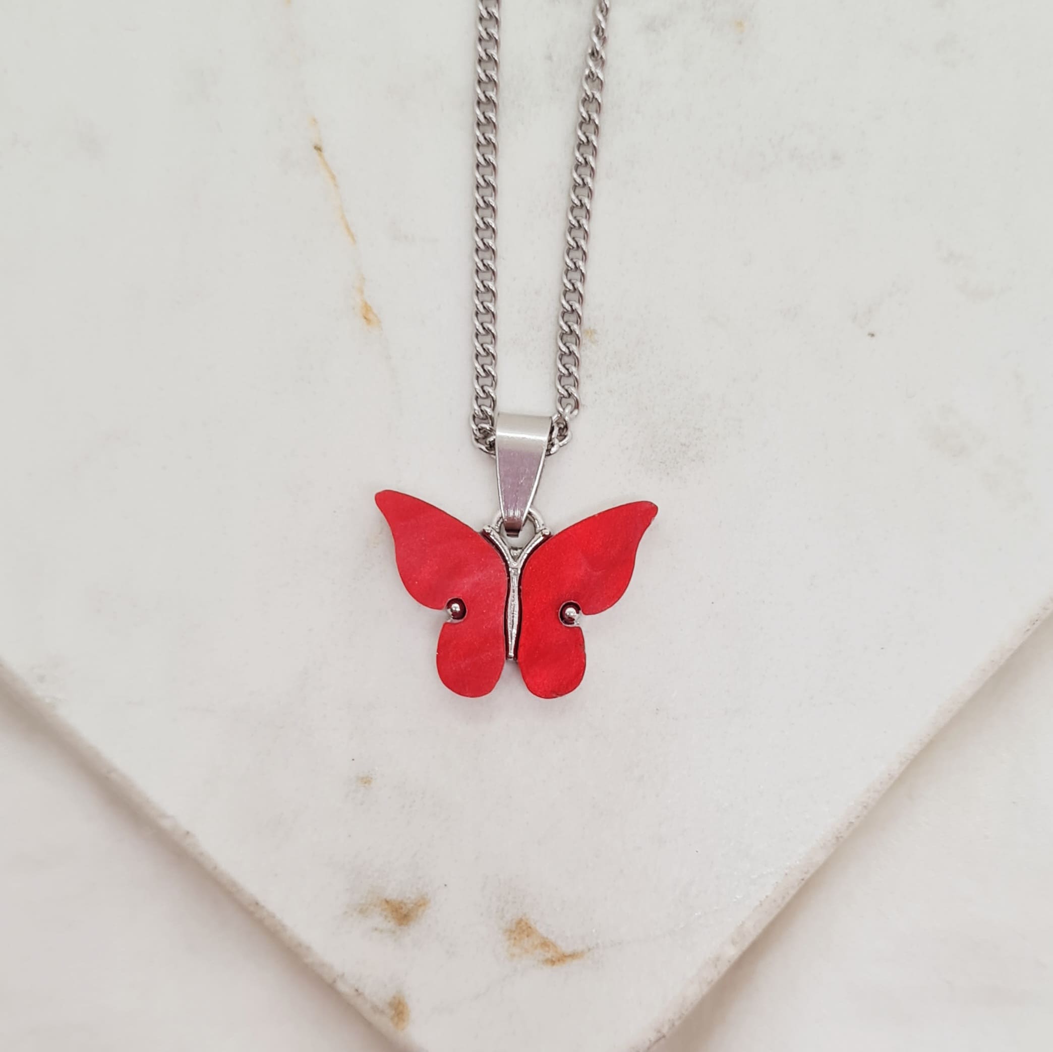 Imagen de producto COLLAR MARIPOSA GRANDE - ROJA