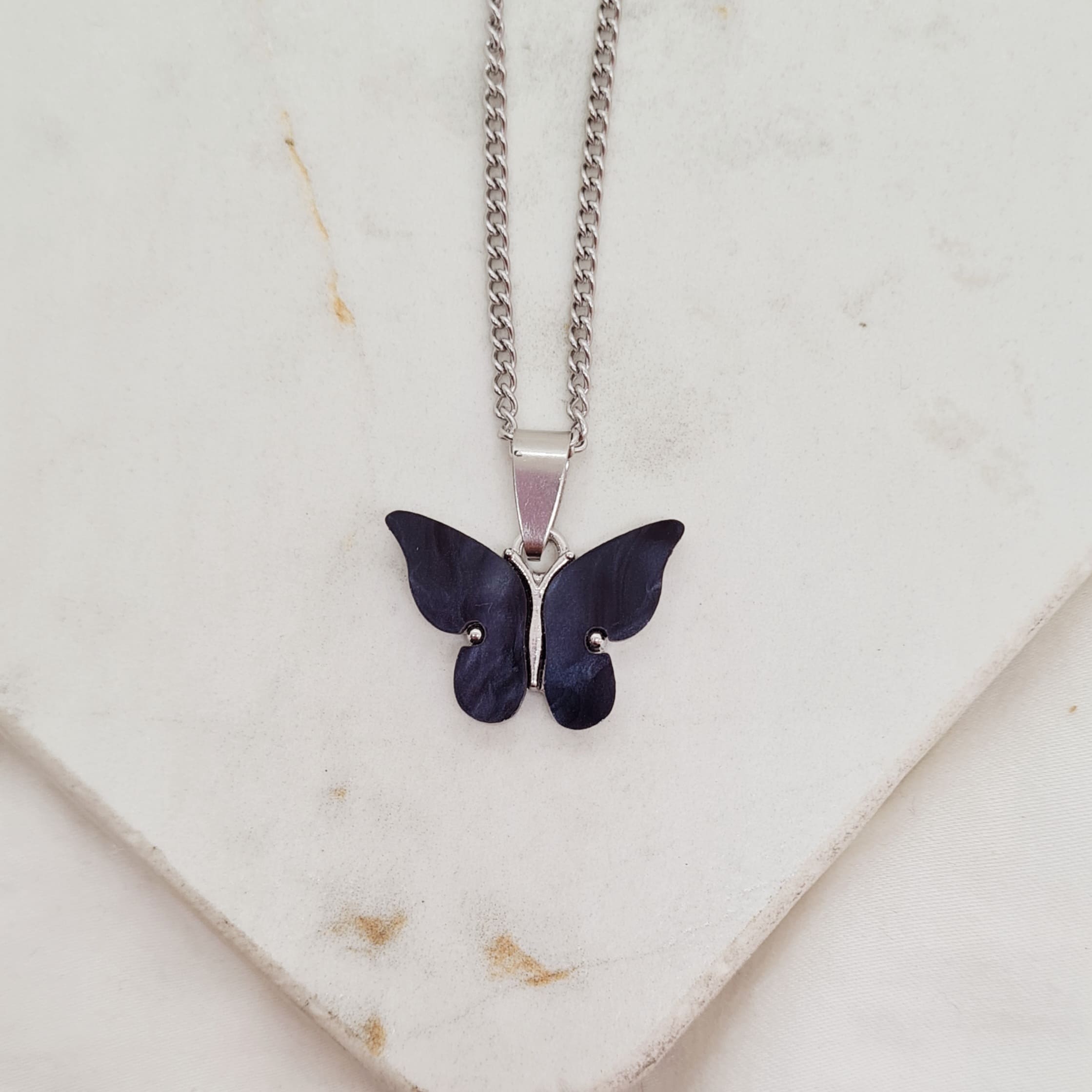 Imagen de producto COLLAR MARIPOSA GRANDE - NEGRA