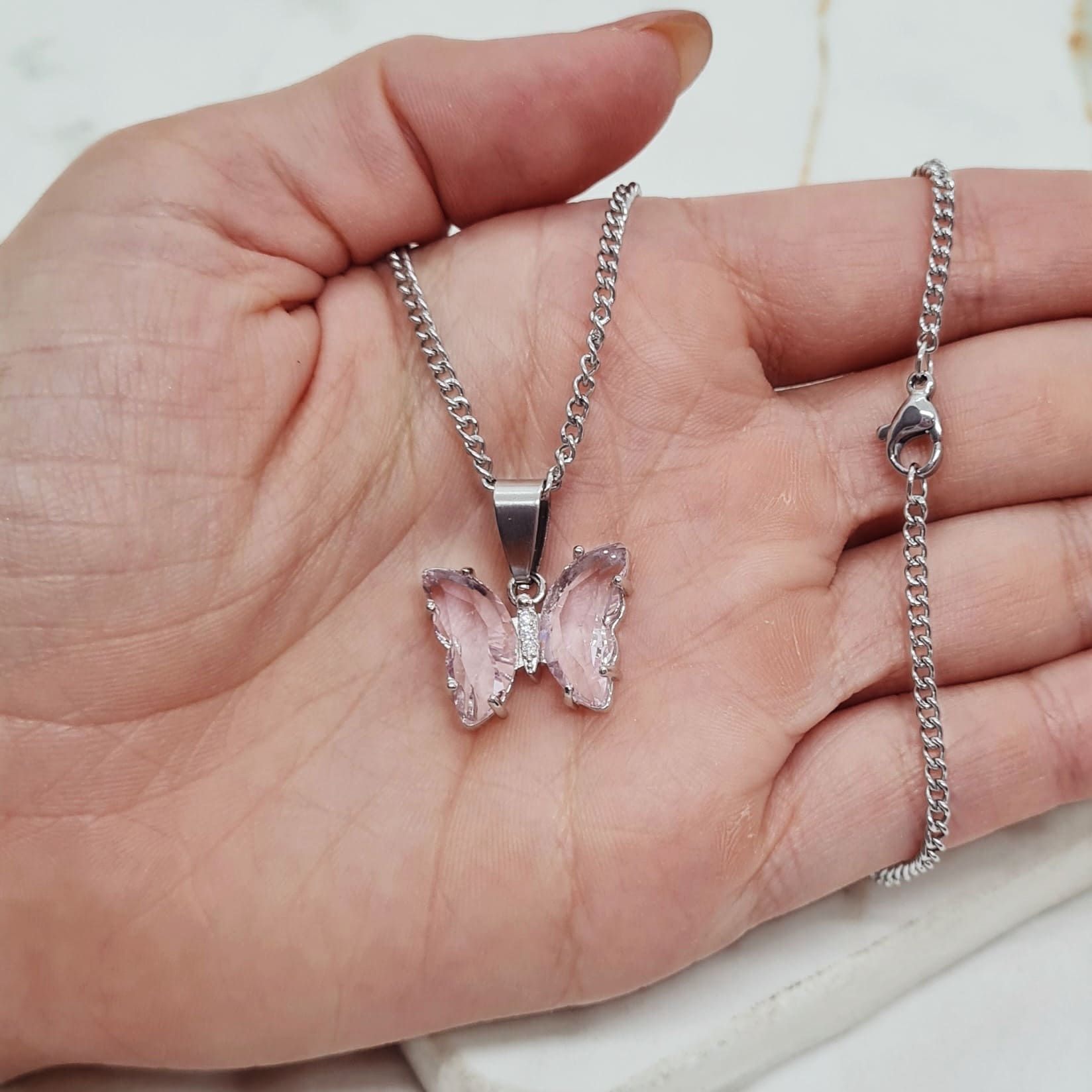 Imagen de producto COLLAR MARIPOSA DE CRISTAL ENGARZADA - ROSA