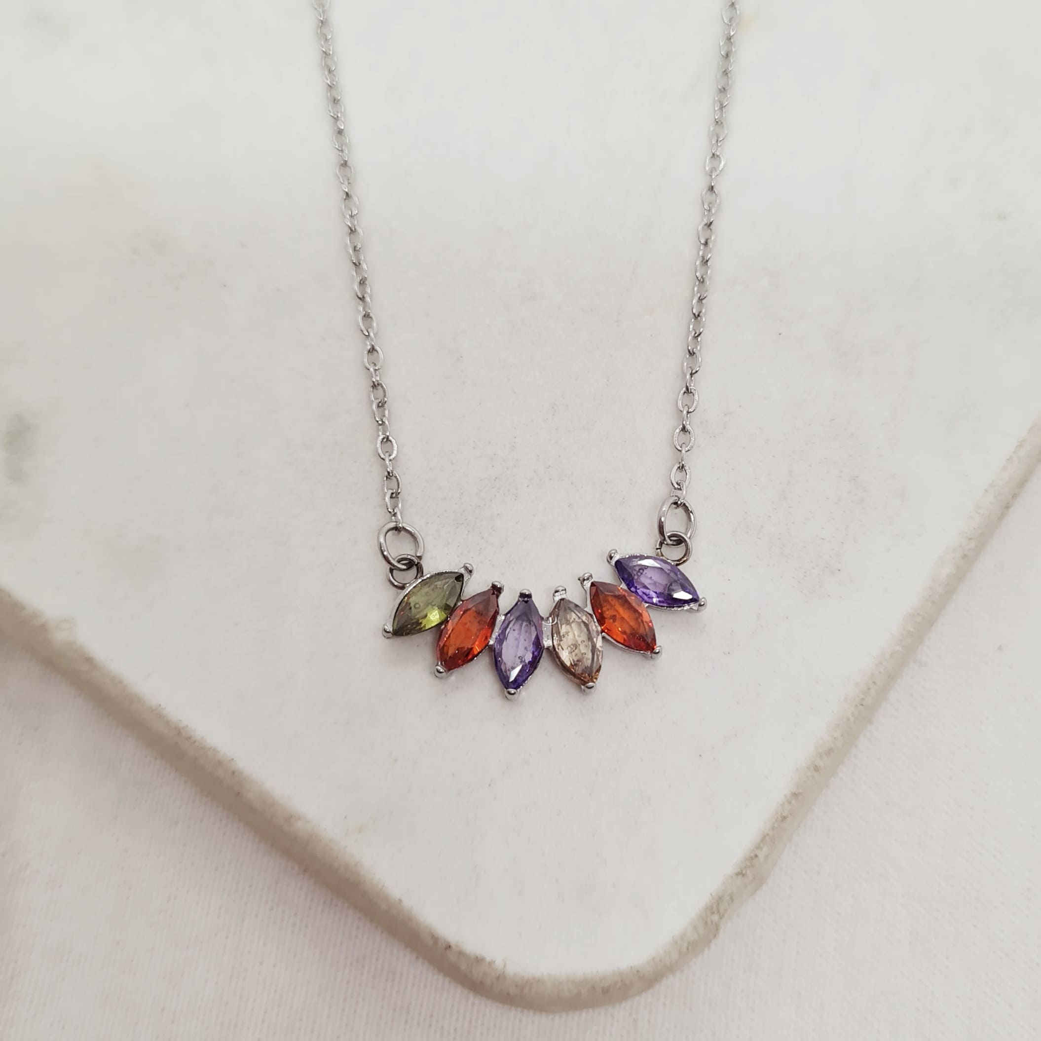 Imagen de producto COLLAR ENGARZADO CON CUBICS DE COLORES