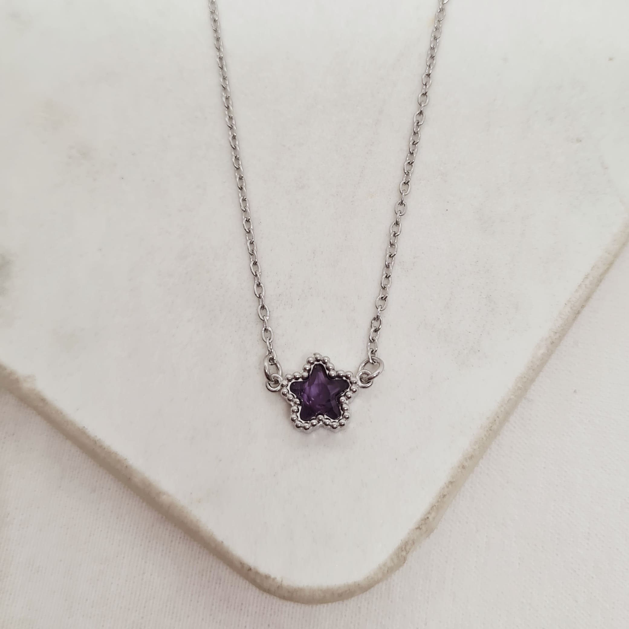 Imagen de producto COLLAR ENGARZADO - ESTRELLA VIOLETA