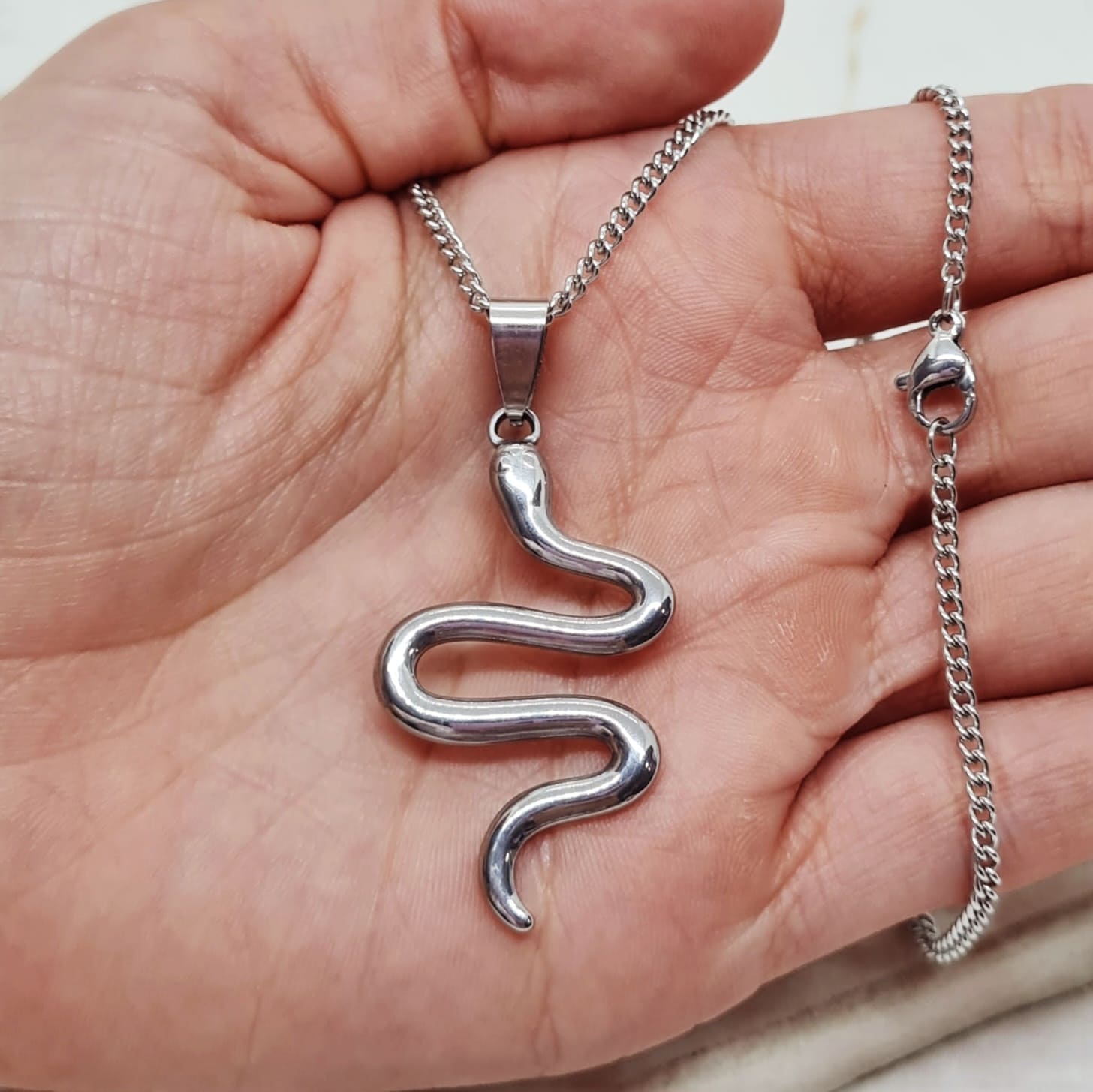 Imagen de producto COLLAR CON DIJE MACIZO - SERPIENTE