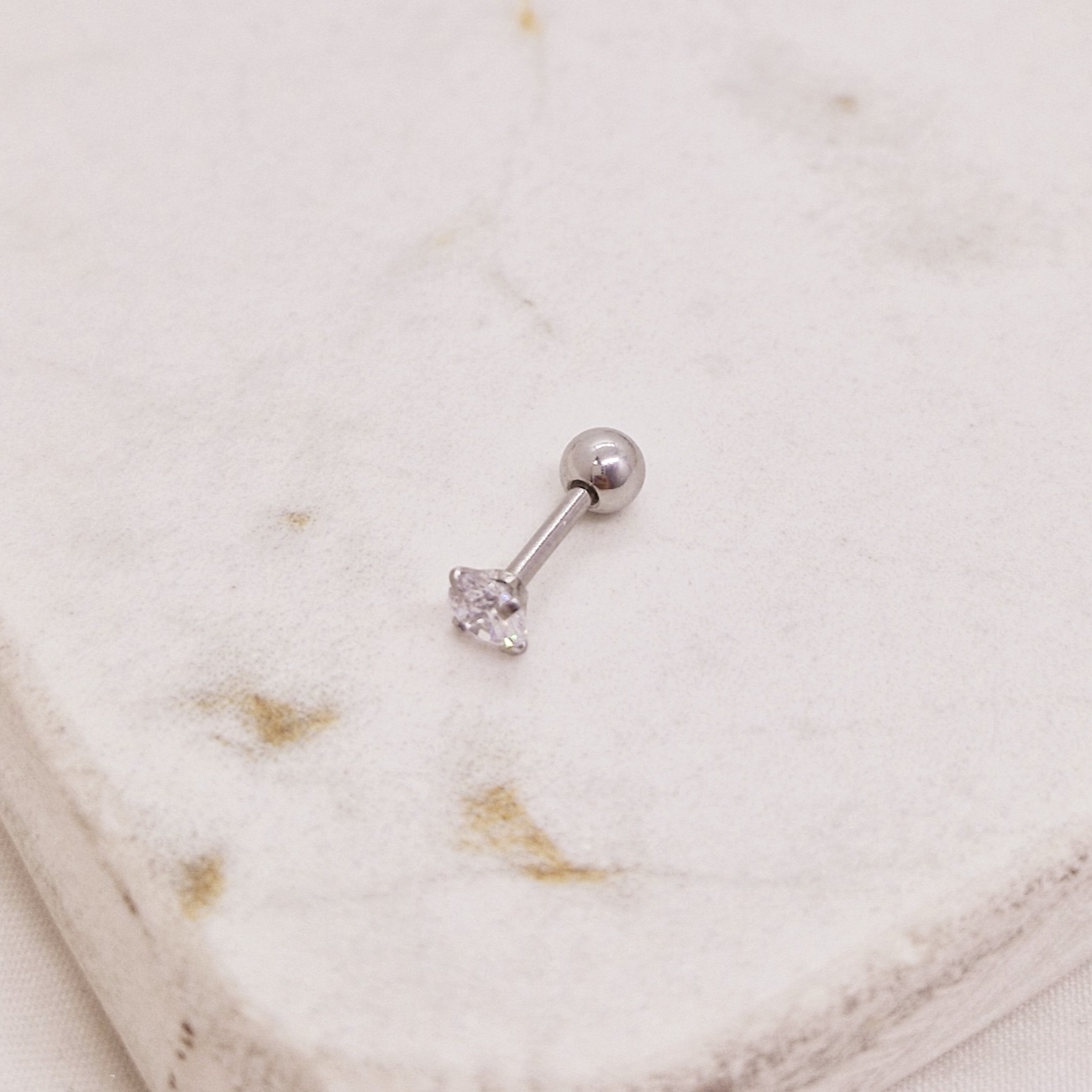 Imagen de producto PIERCING HELIX CON CUBIC REDONDO