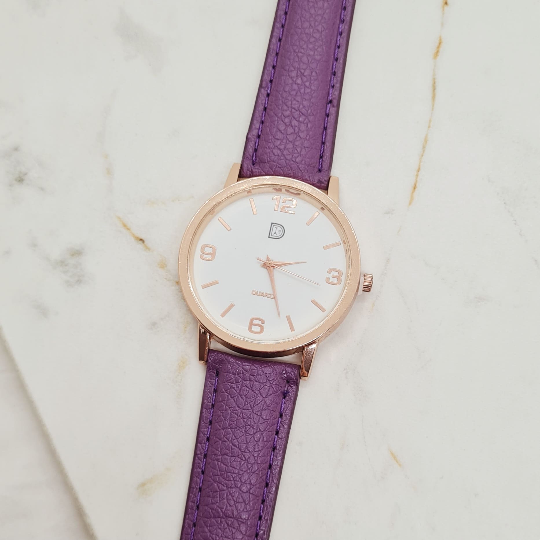 Imagen de producto RELOJ CLASSIC VIOLETA